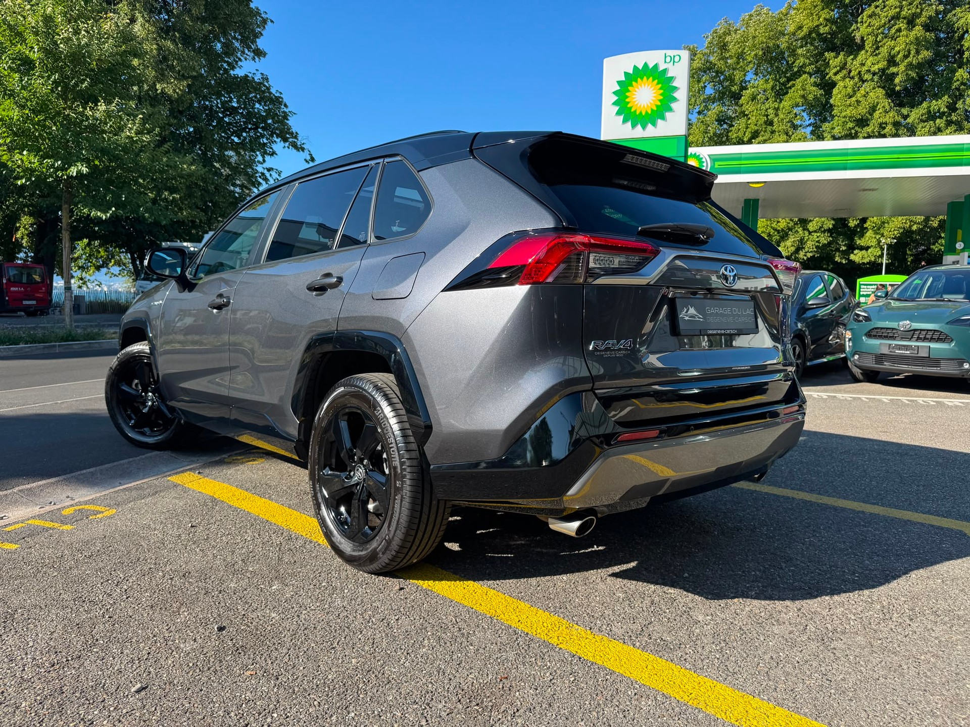 TOYOTA RAV-4 2.5 HSD Style e-CVT 4WD-image-2