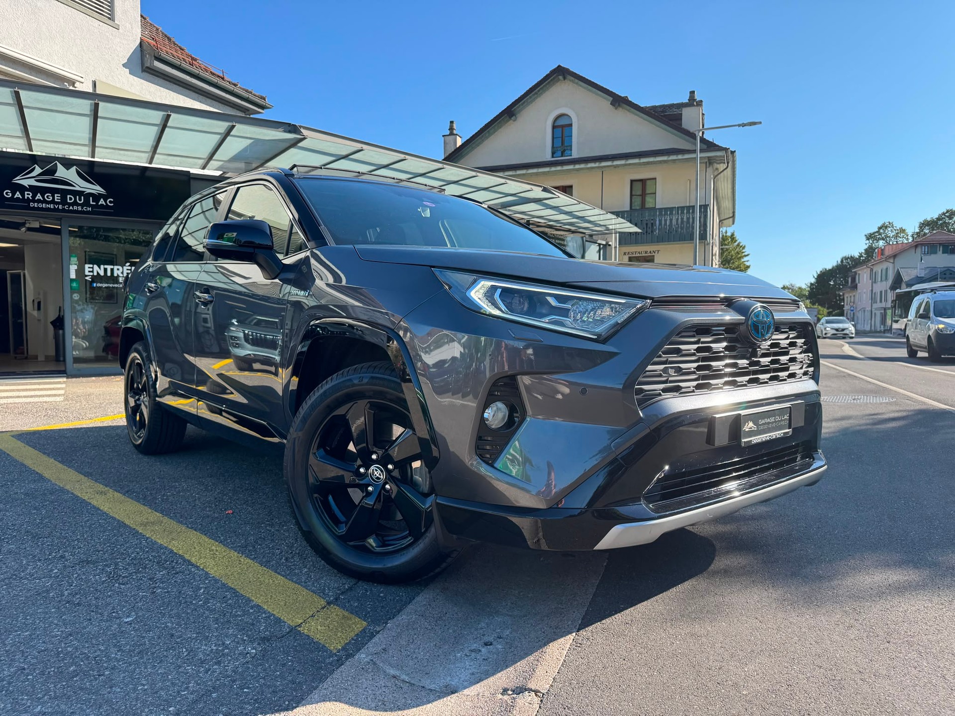 TOYOTA RAV-4 2.5 HSD Style e-CVT 4WD-image-0