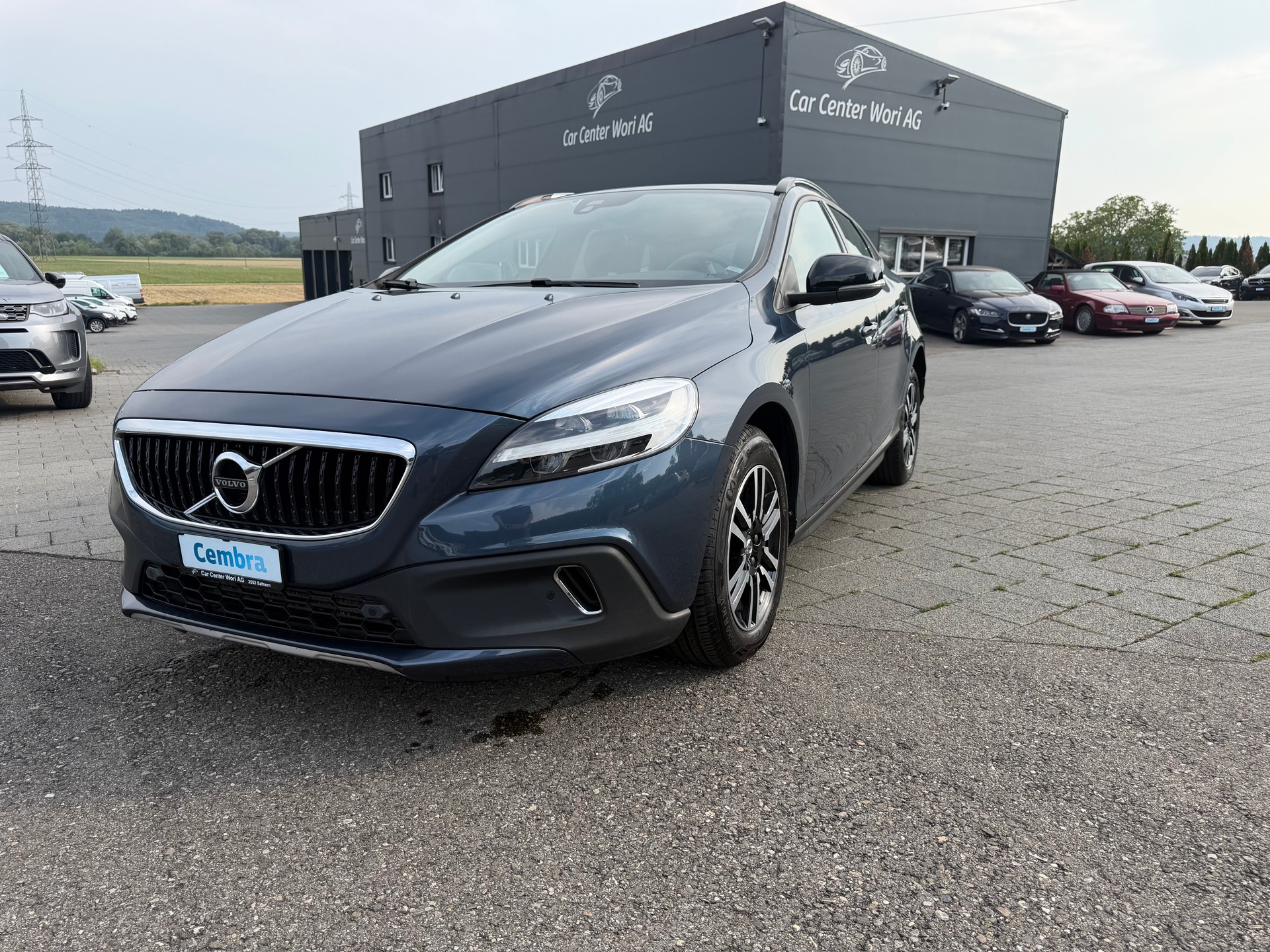VOLVO V40 Cross Country T4 AWD Geartronic-image-0