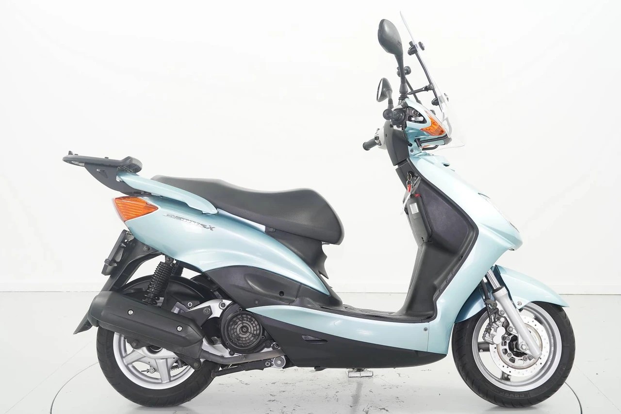 YAMAHA XC 125 CygnusX-showroom-element-3