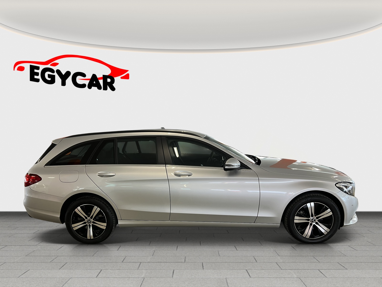 MERCEDES-BENZ C 220 d Swiss Star Avantgarde 4Matic 9G-Tronic-image-7