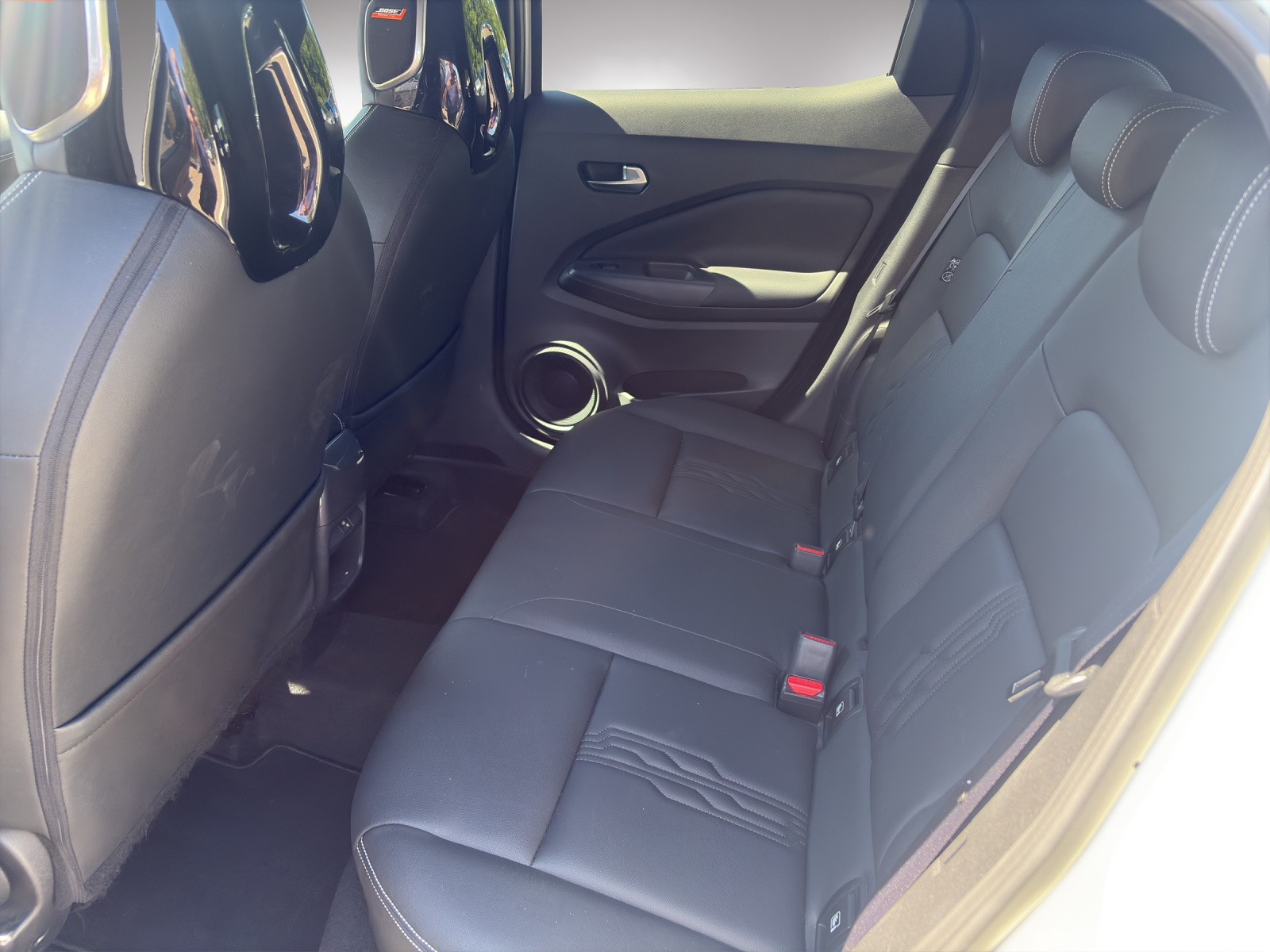 NISSAN Juke 1.6 Hybrid Tekna-image-6