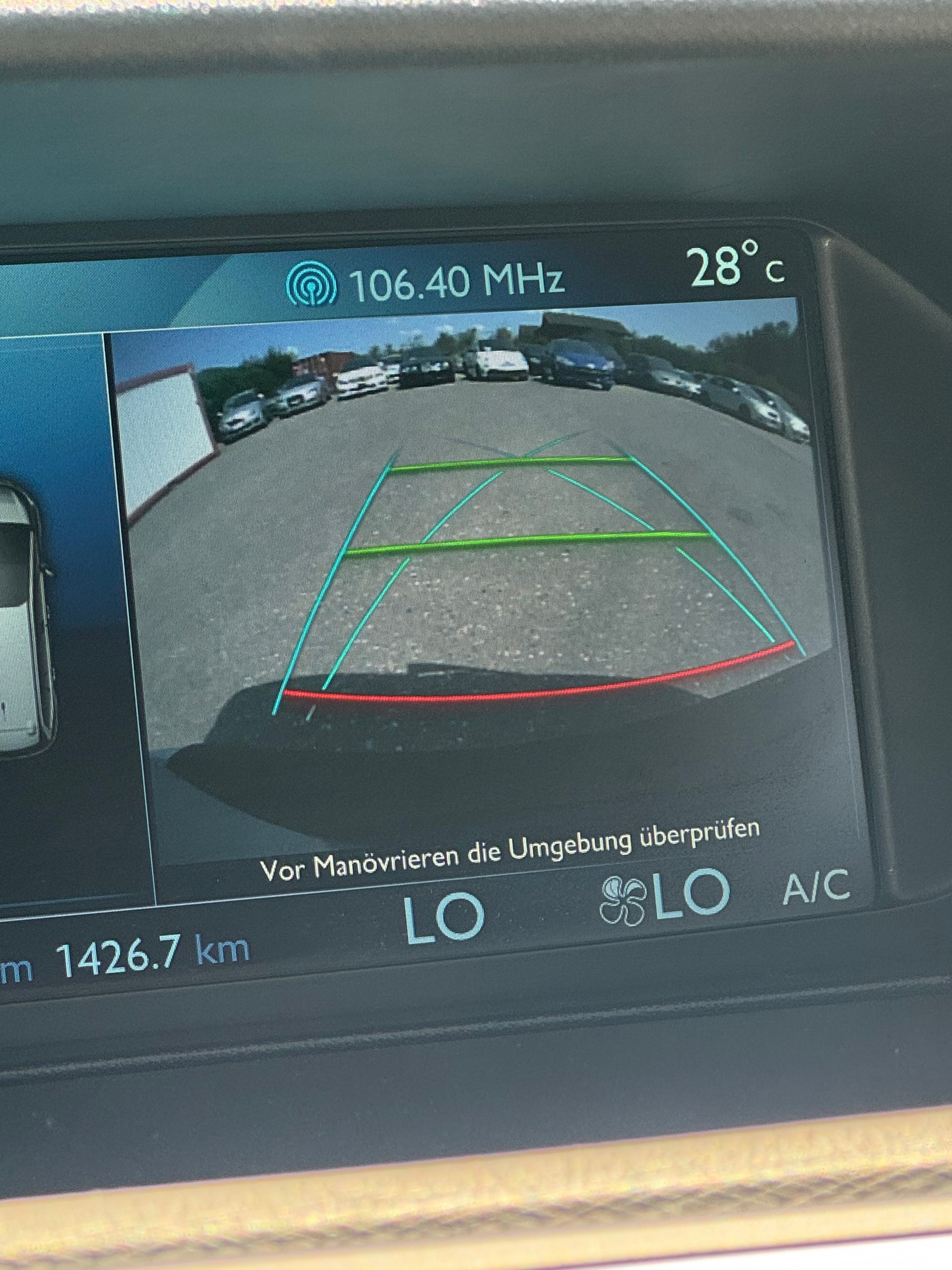 CITROEN Grand C4 Picasso 1.6 e-HDi Attraction EGS6-image-8