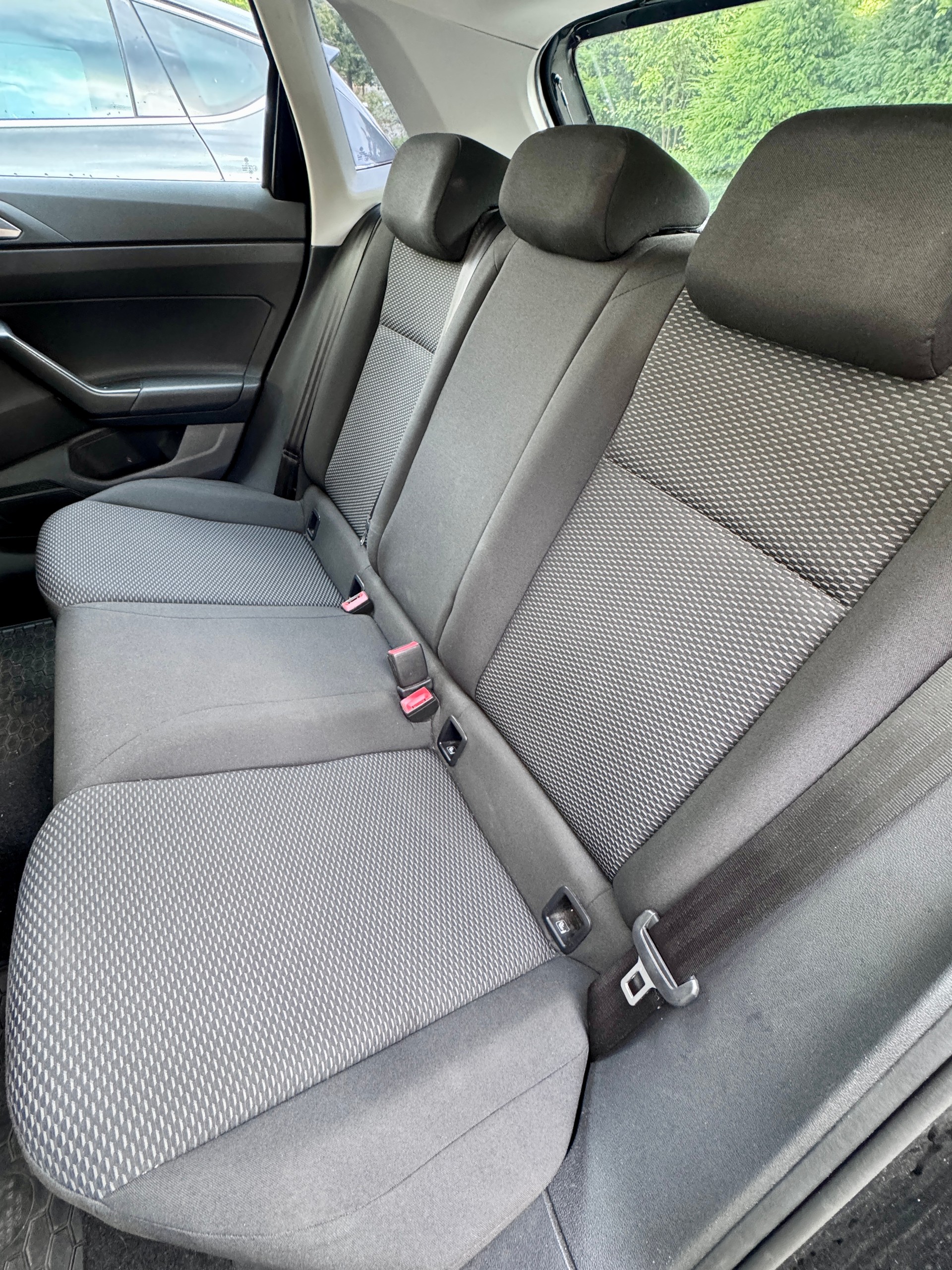 VW 1.0 MPI Trendline-image-3