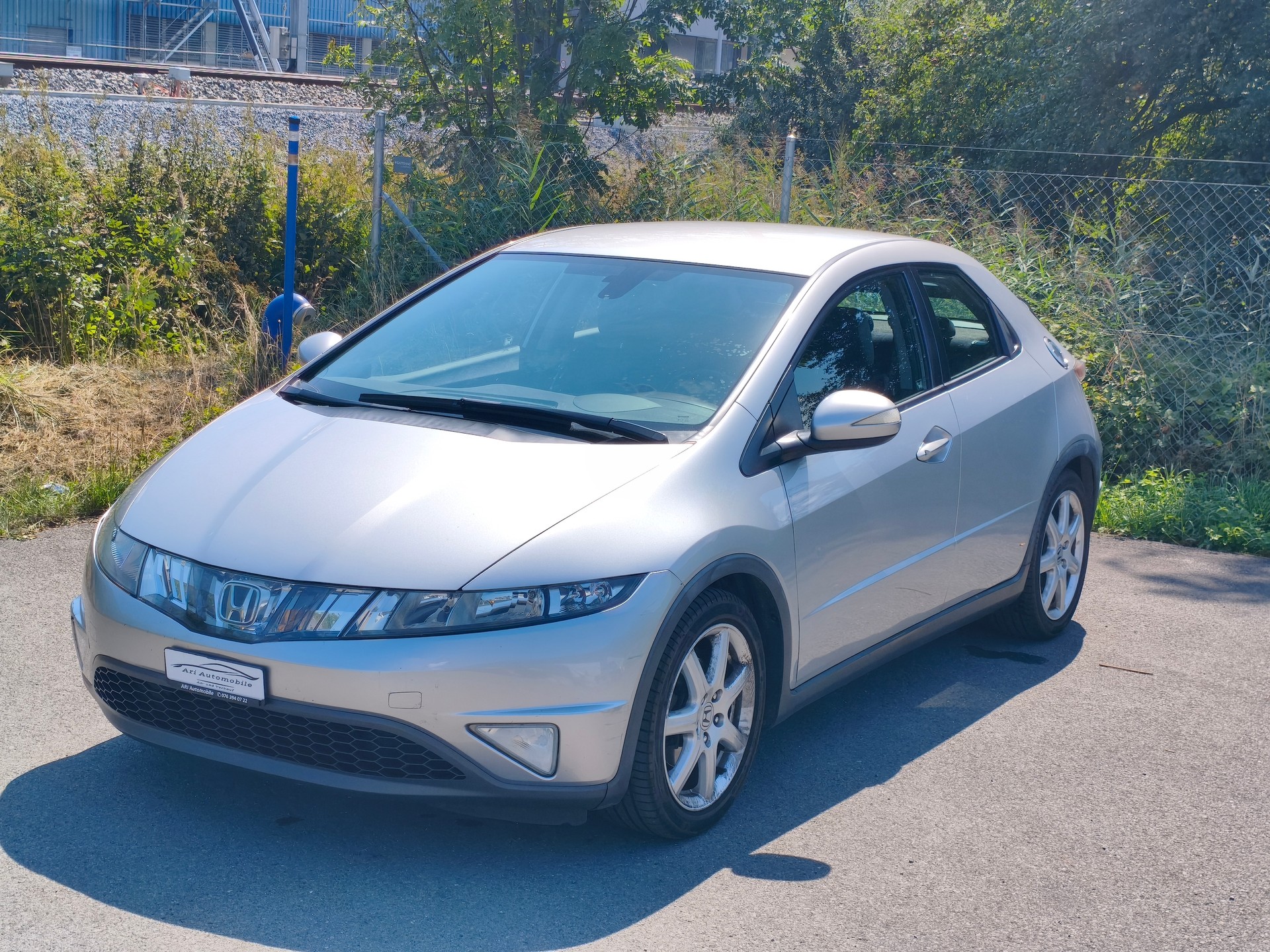 HONDA Civic 1.8i Comfort-image-10