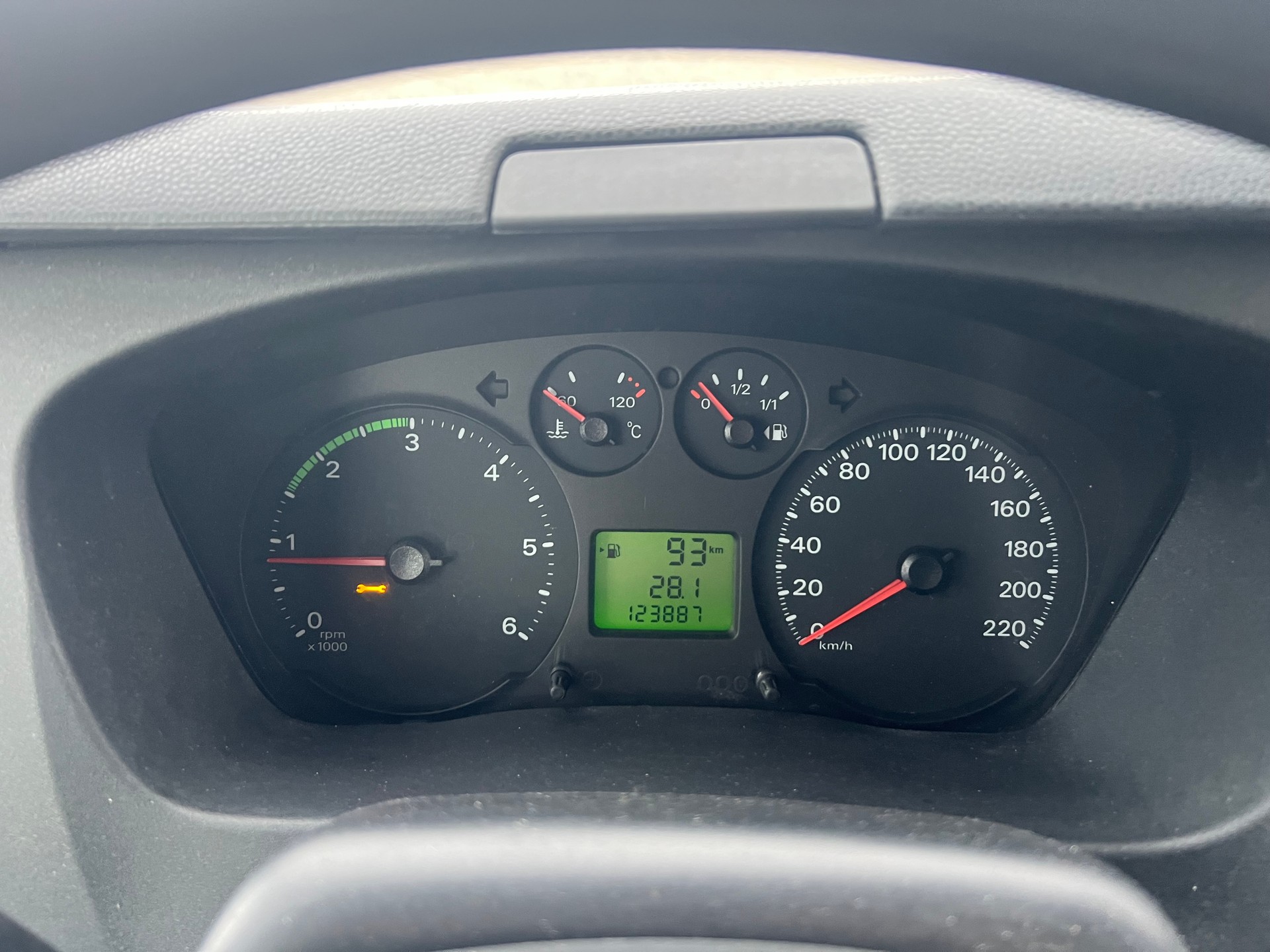 FORD Transit 2.4 TDCi 350 XL-image-12