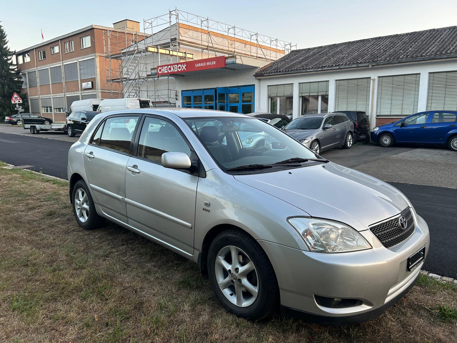 TOYOTA Corolla 1.6 Linea Sol-image-0