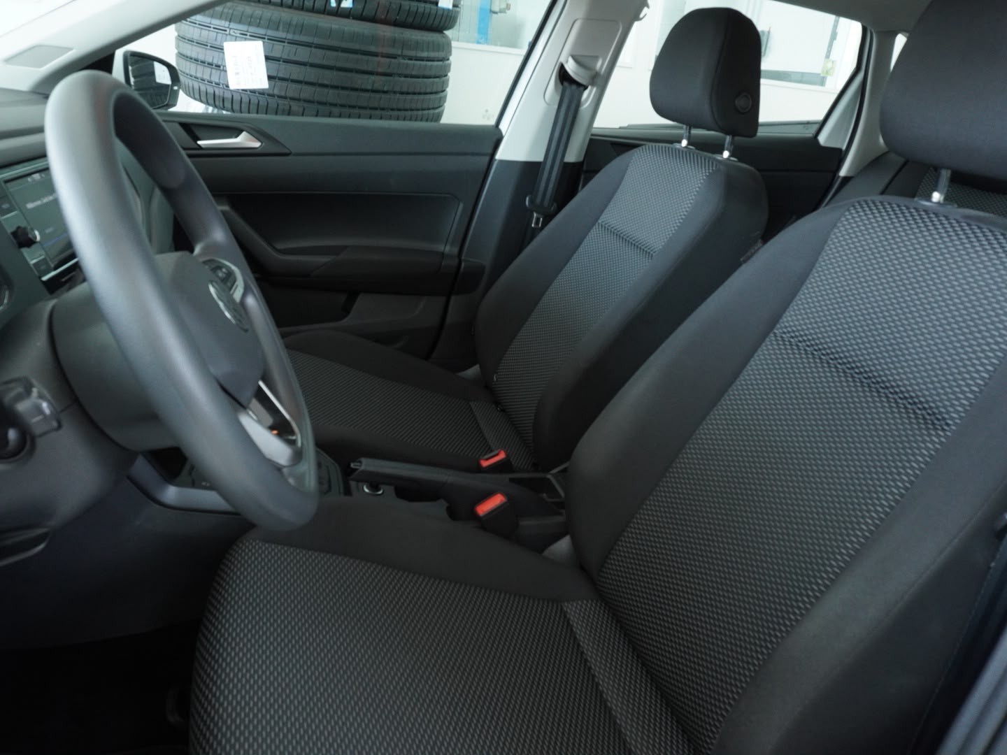 VW Polo 1.0 TSI Basis-showroom-element-2