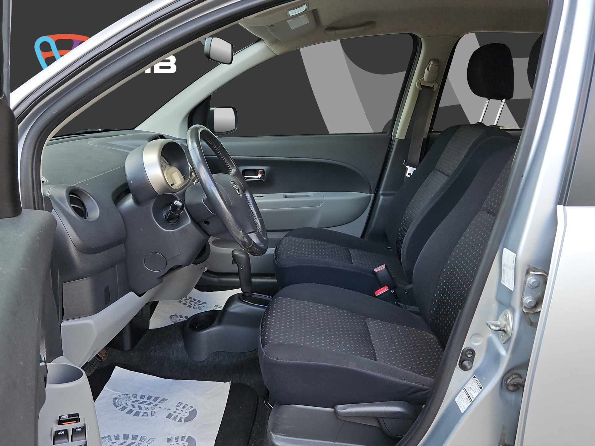 DAIHATSU Sirion 1.3 eco-4WD Automatic-image-9