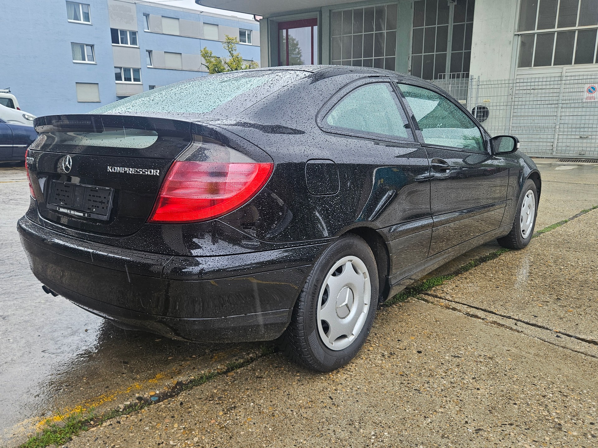 MERCEDES-BENZ C 180 K Sport Edition-image-4