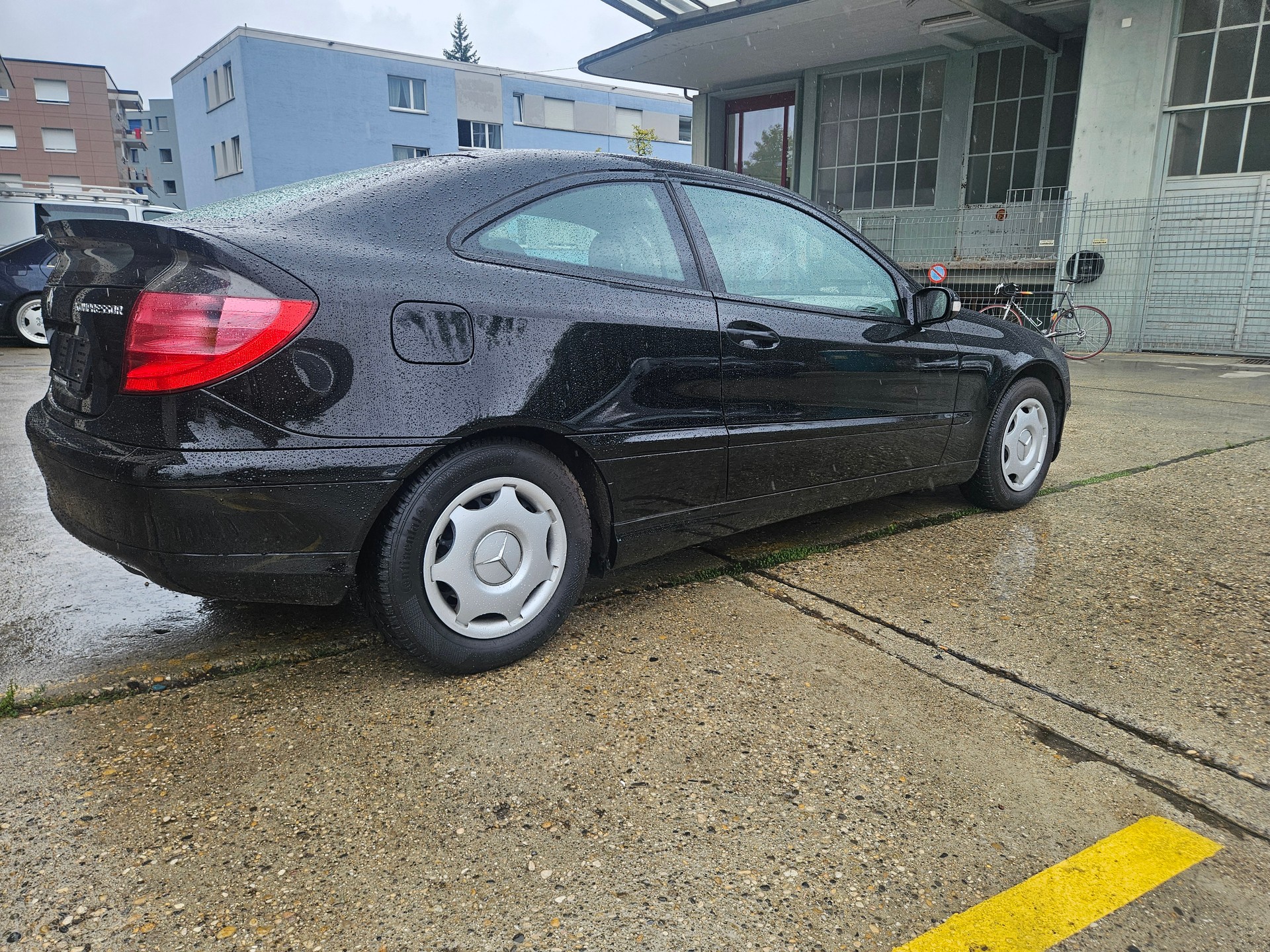 MERCEDES-BENZ C 180 K Sport Edition-image-5