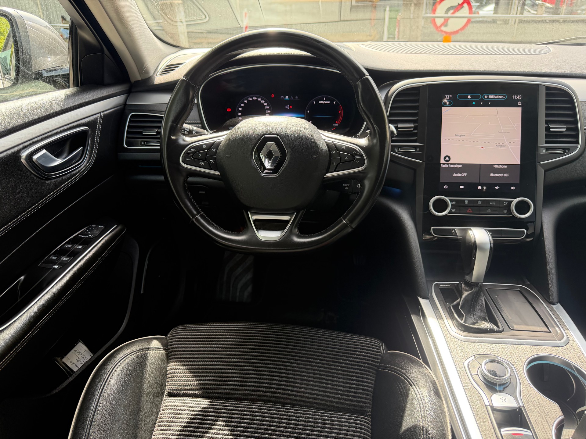RENAULT Talisman Grandtour 2.0 Blue dCi Intens EDC ** Teil-Leder ** Gr-Navi ** RF-Kamera ** Ab MFK & Service-image-3