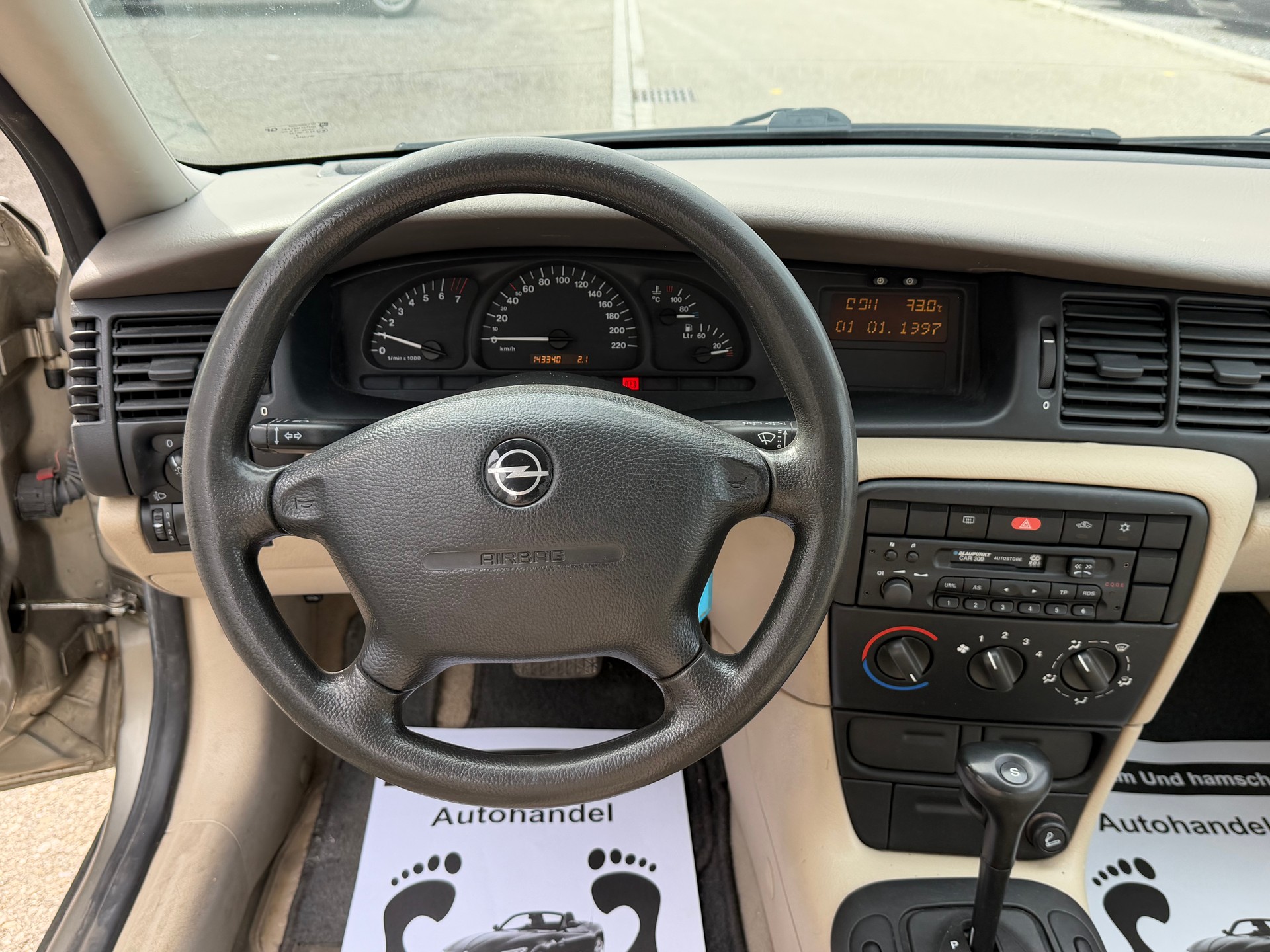 OPEL Vectra 1.8i 16V Club-image-15