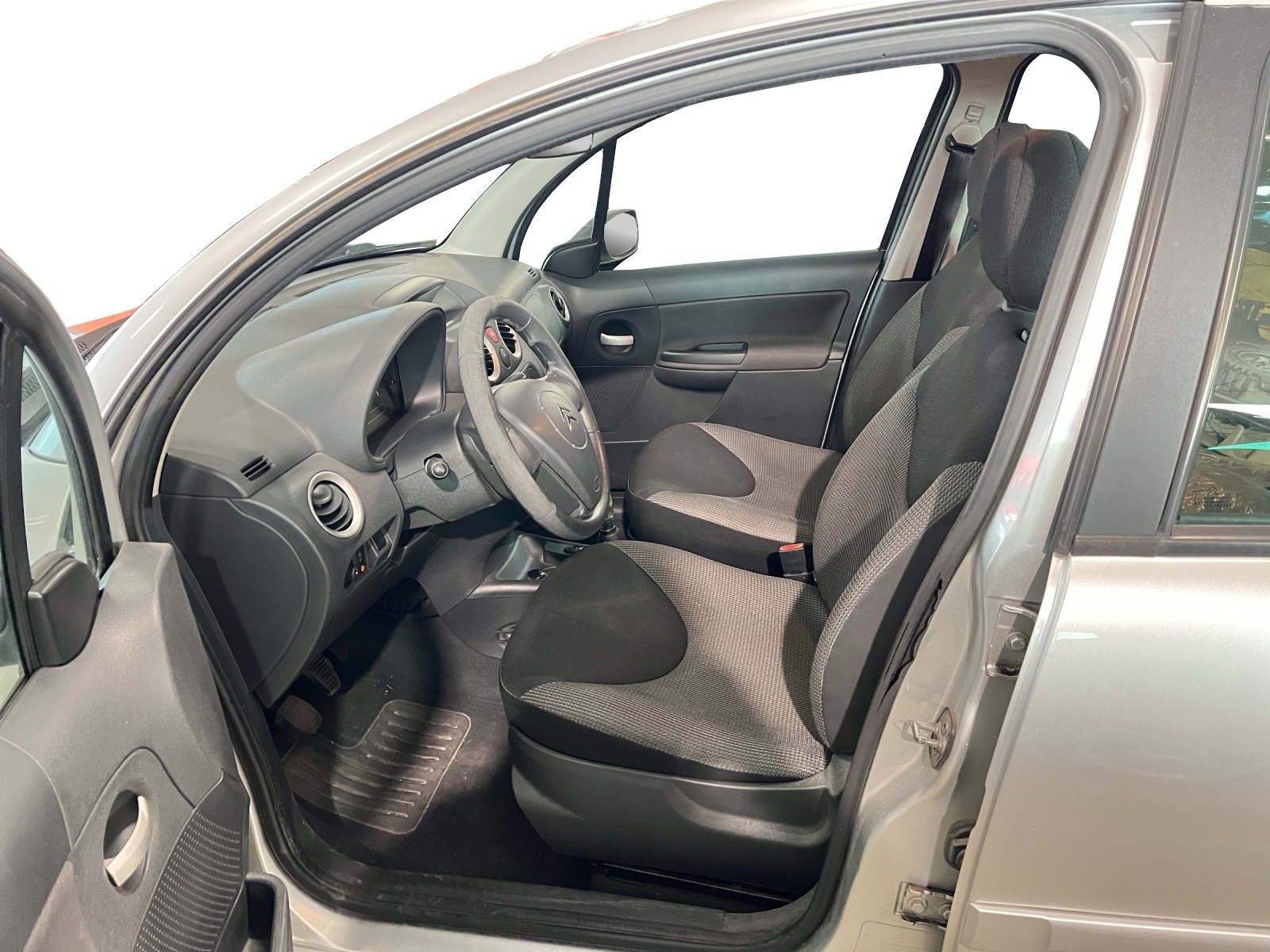 CITROEN C3 1.4i Furio-image-7