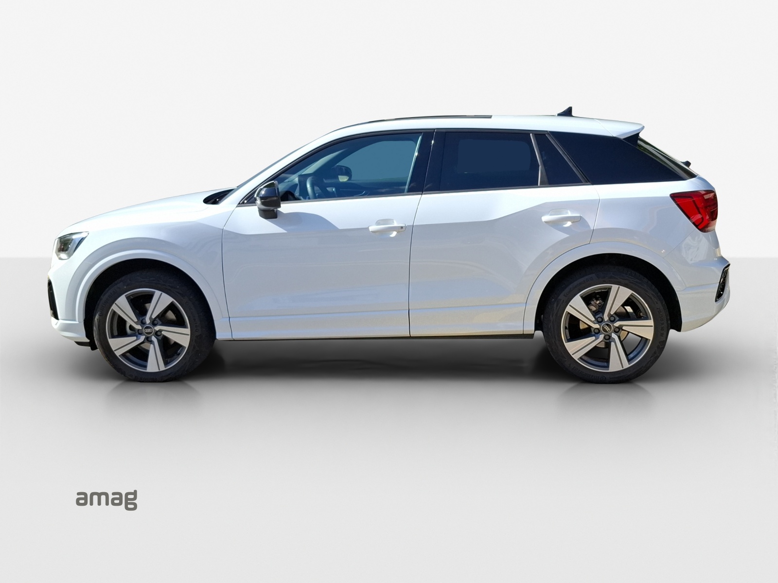 AUDI Q2 35 TFSI advanced S-tronic-showroom-element-1