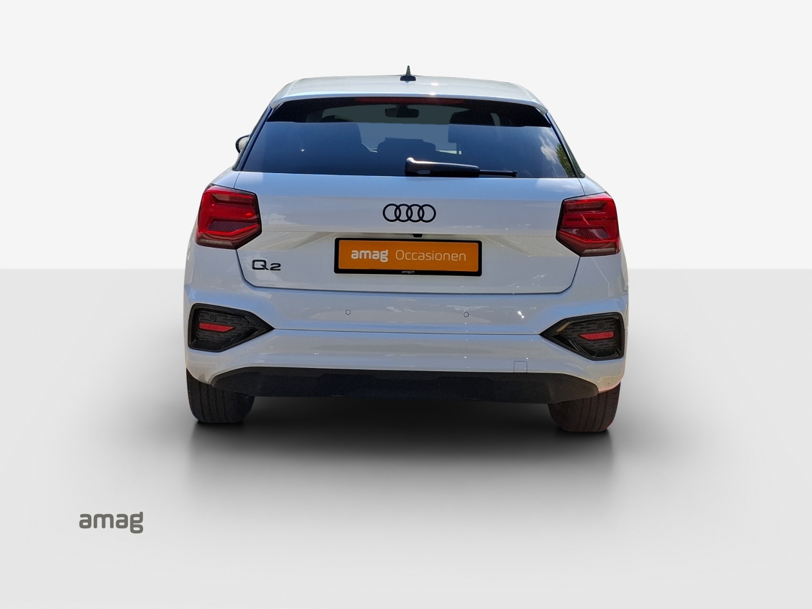 AUDI Q2 35 TFSI advanced S-tronic-showroom-element-3