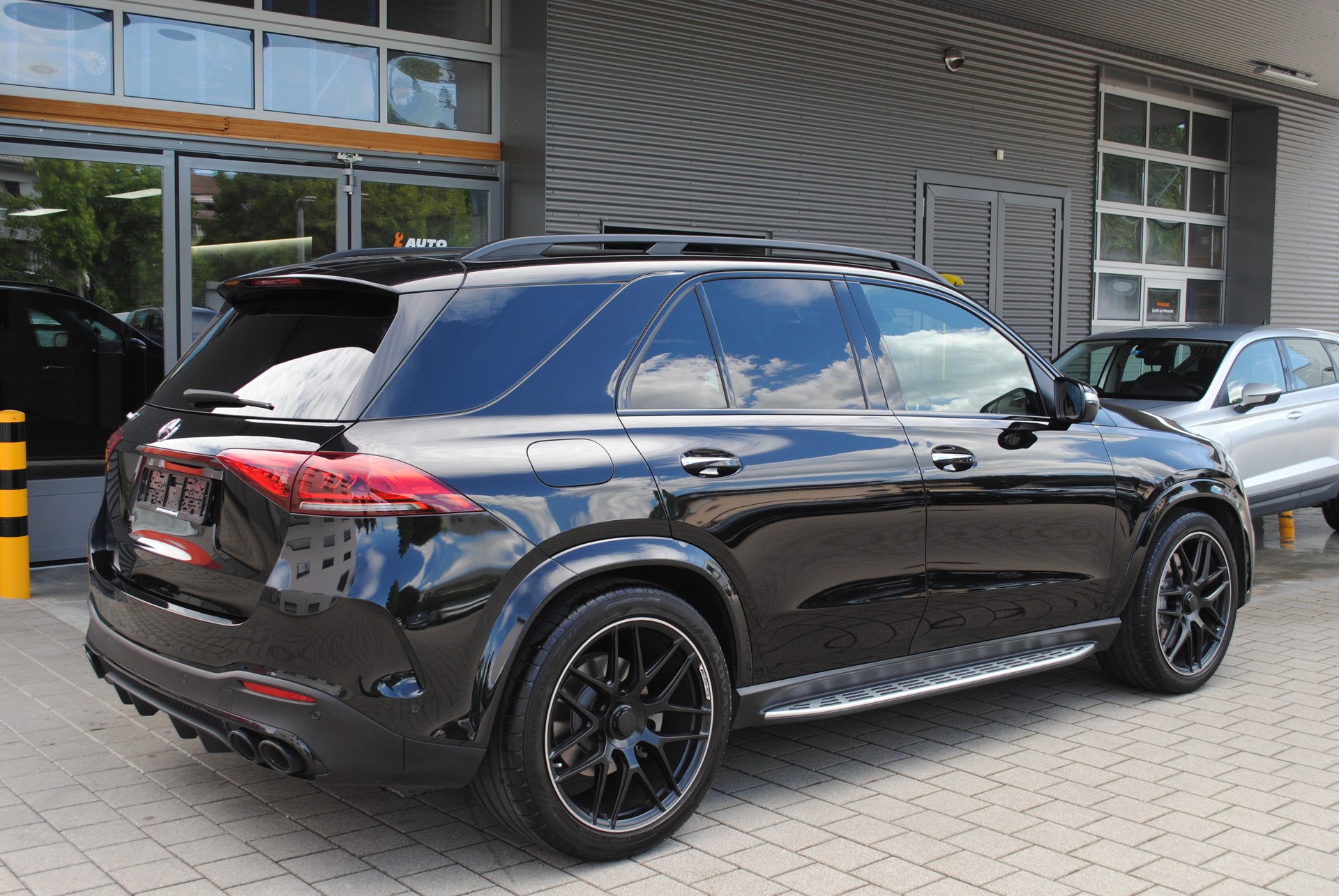 MERCEDES-BENZ GLE 53 AMG 4Matic+ 9G-Speedshift-image-7