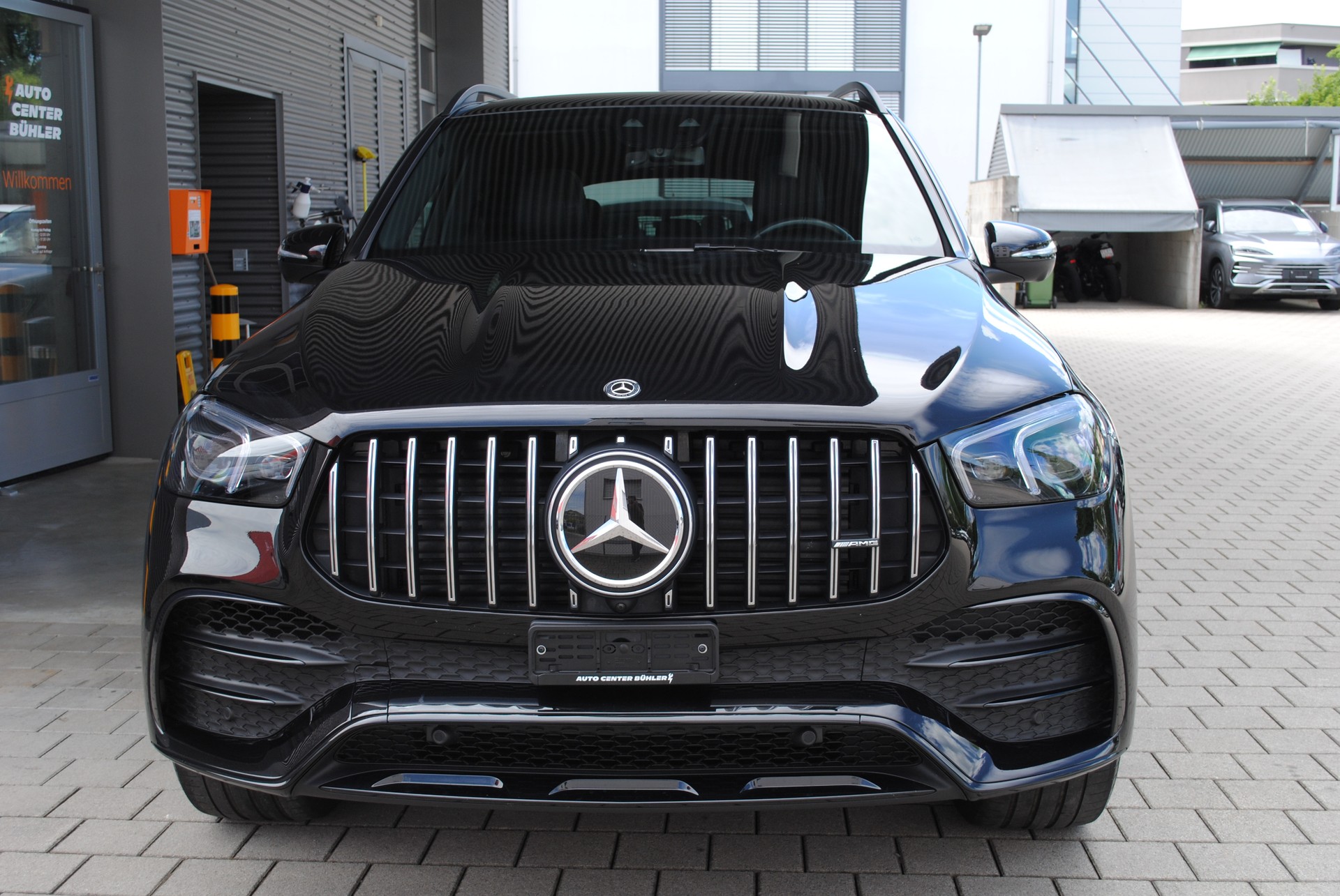 MERCEDES-BENZ GLE 53 AMG 4Matic+ 9G-Speedshift-showroom-element-1