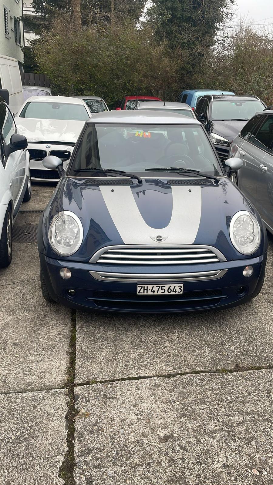 MINI 1.6i Cooper Checkmate-image-2