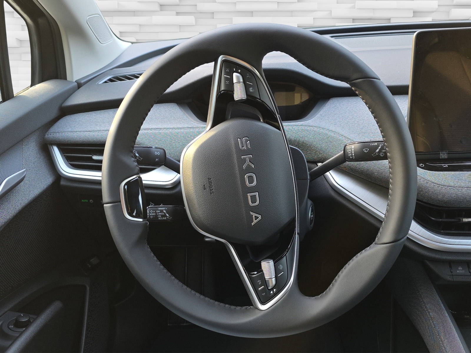 SKODA Enyaq 85 Dynamic-image-5