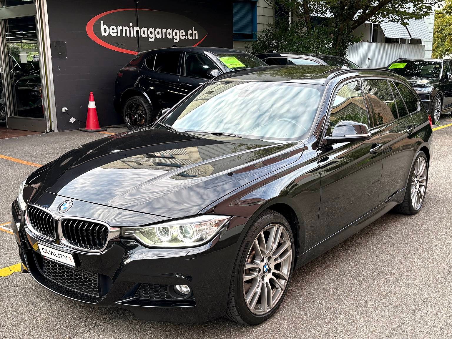 BMW 335i xDrive Touring M Sport Steptronic SAG-image-0