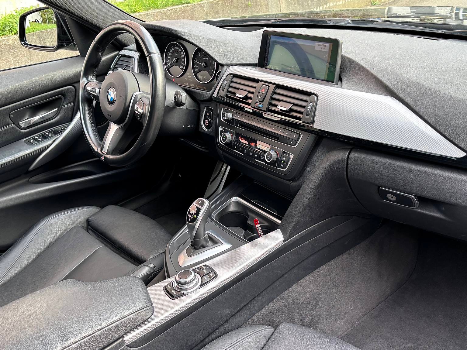 BMW 335i xDrive Touring M Sport Steptronic SAG-image-5