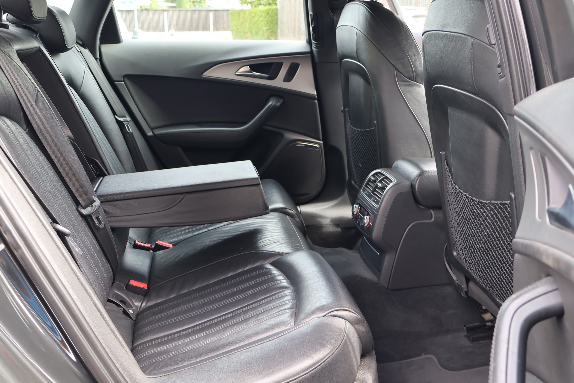 AUDI A6 Limousine 3.0 TFSI V6 quattro S-tronic-image-10