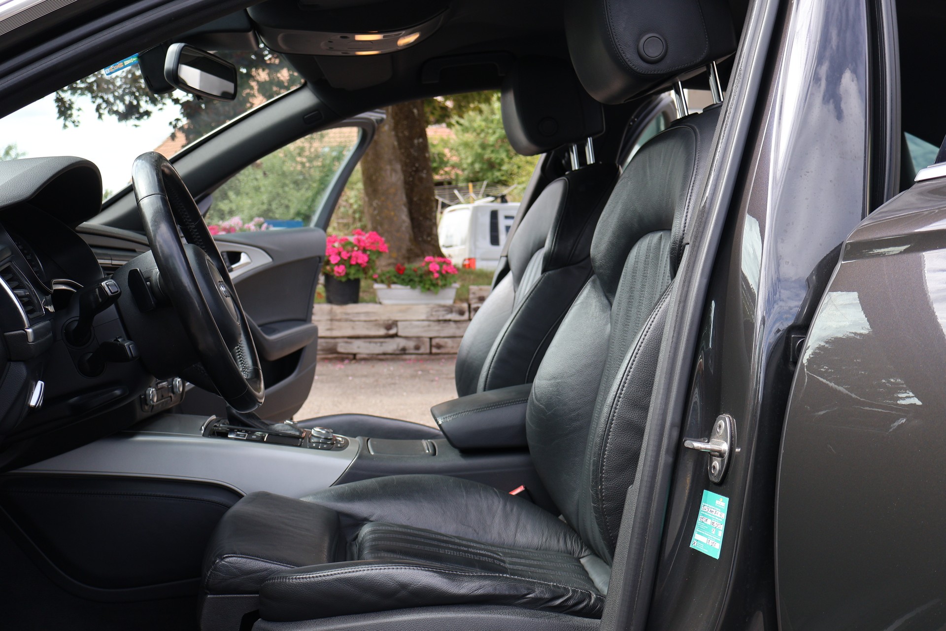 AUDI A6 Limousine 3.0 TFSI V6 quattro S-tronic-image-6