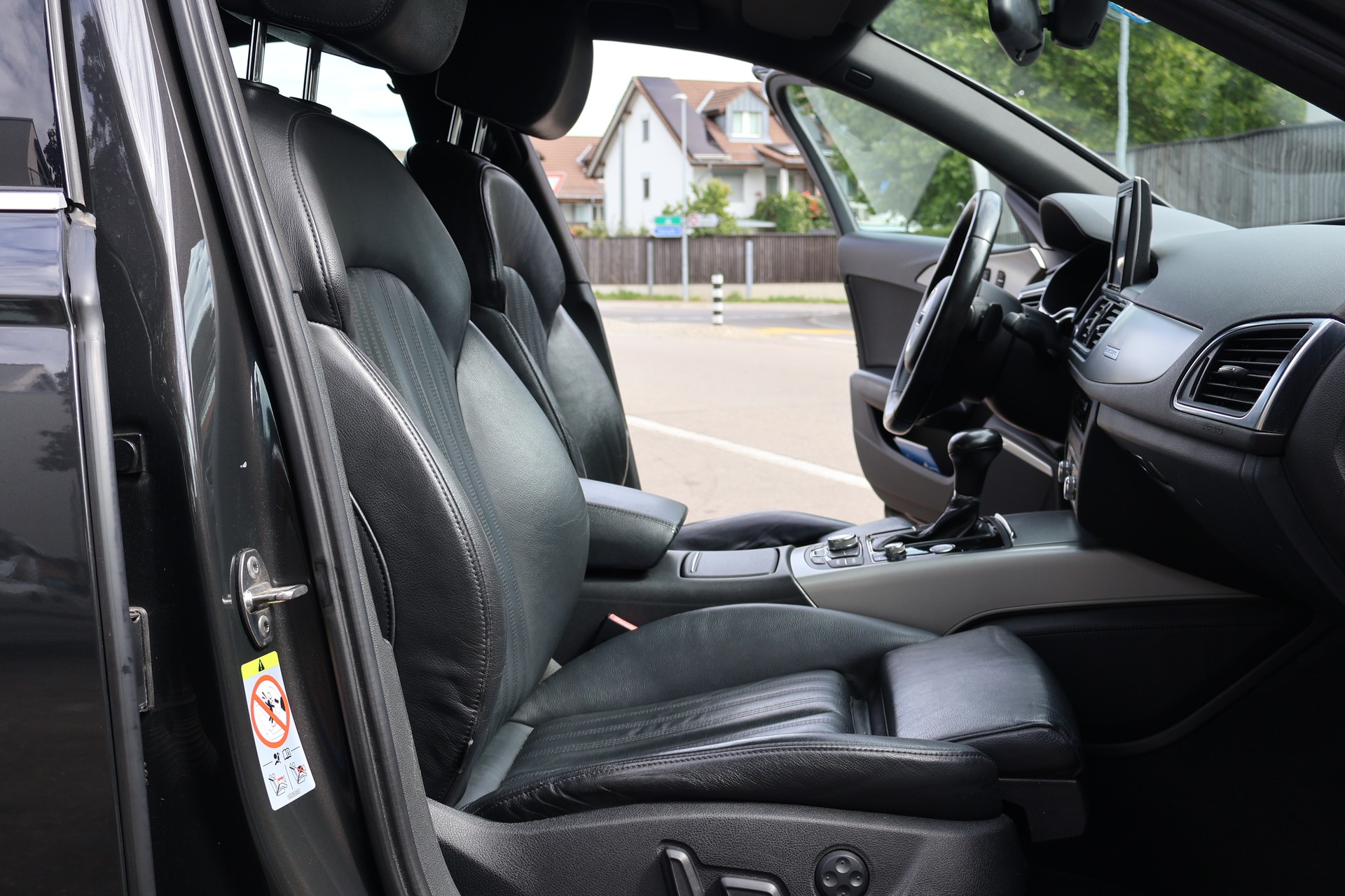 AUDI A6 Limousine 3.0 TFSI V6 quattro S-tronic-image-7