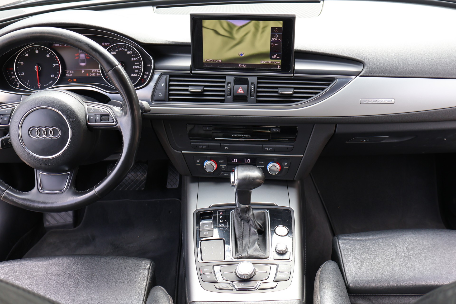 AUDI A6 Limousine 3.0 TFSI V6 quattro S-tronic-image-5