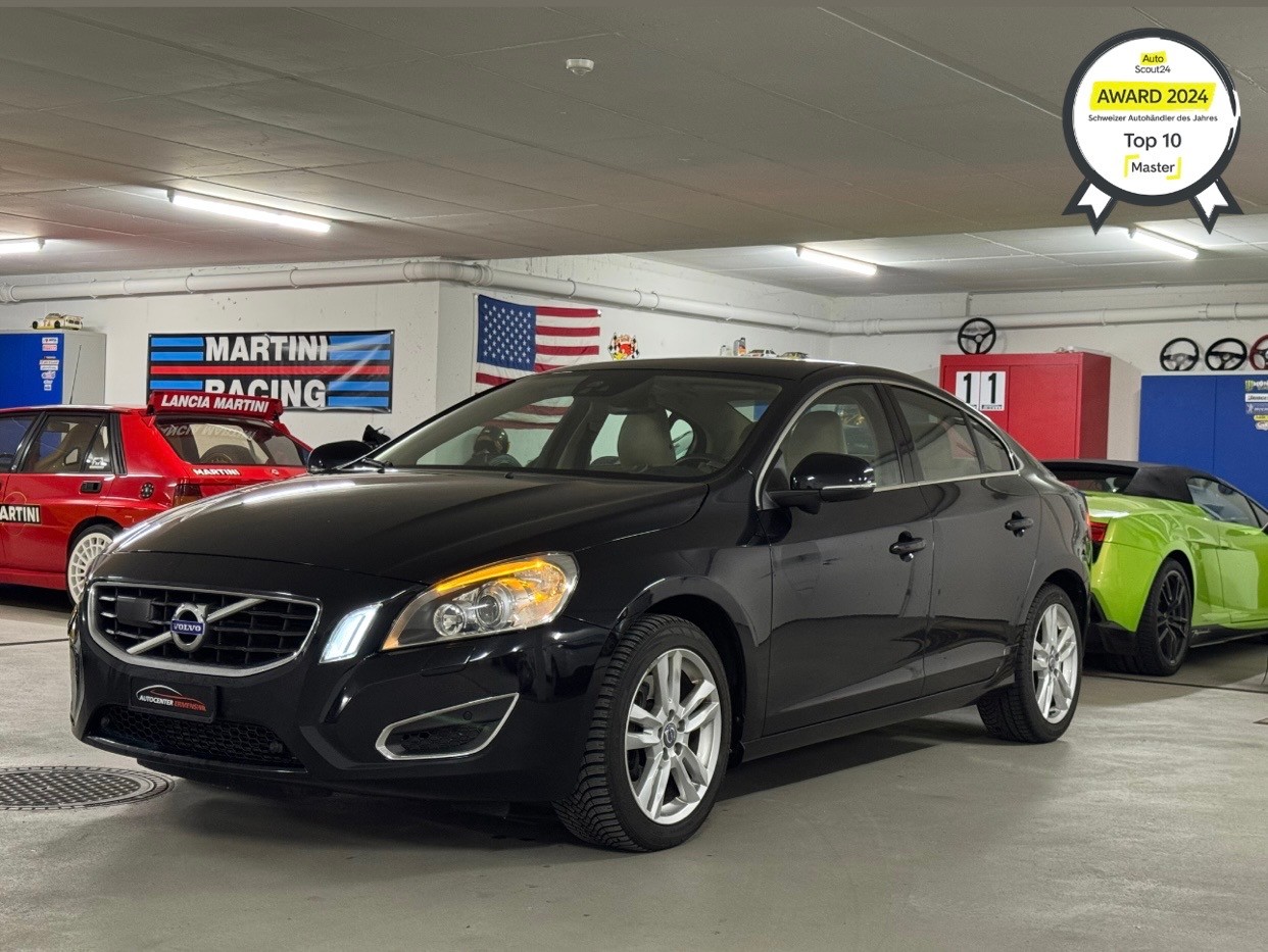 VOLVO S60 T5 Summum Powershift 1-Hand-image-0