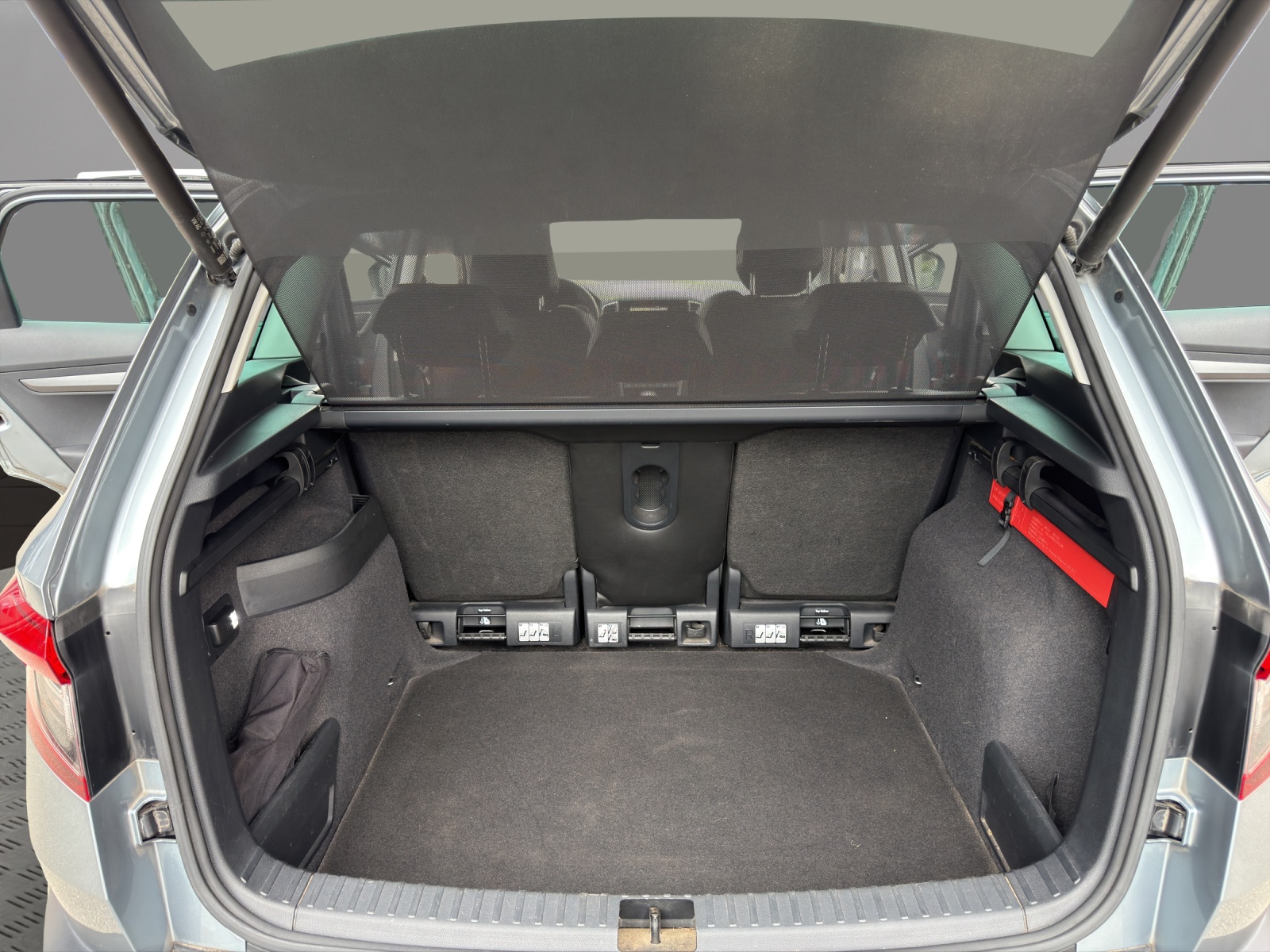SKODA Karoq 2.0 TDI CR Style 4x4 DSG-image-18