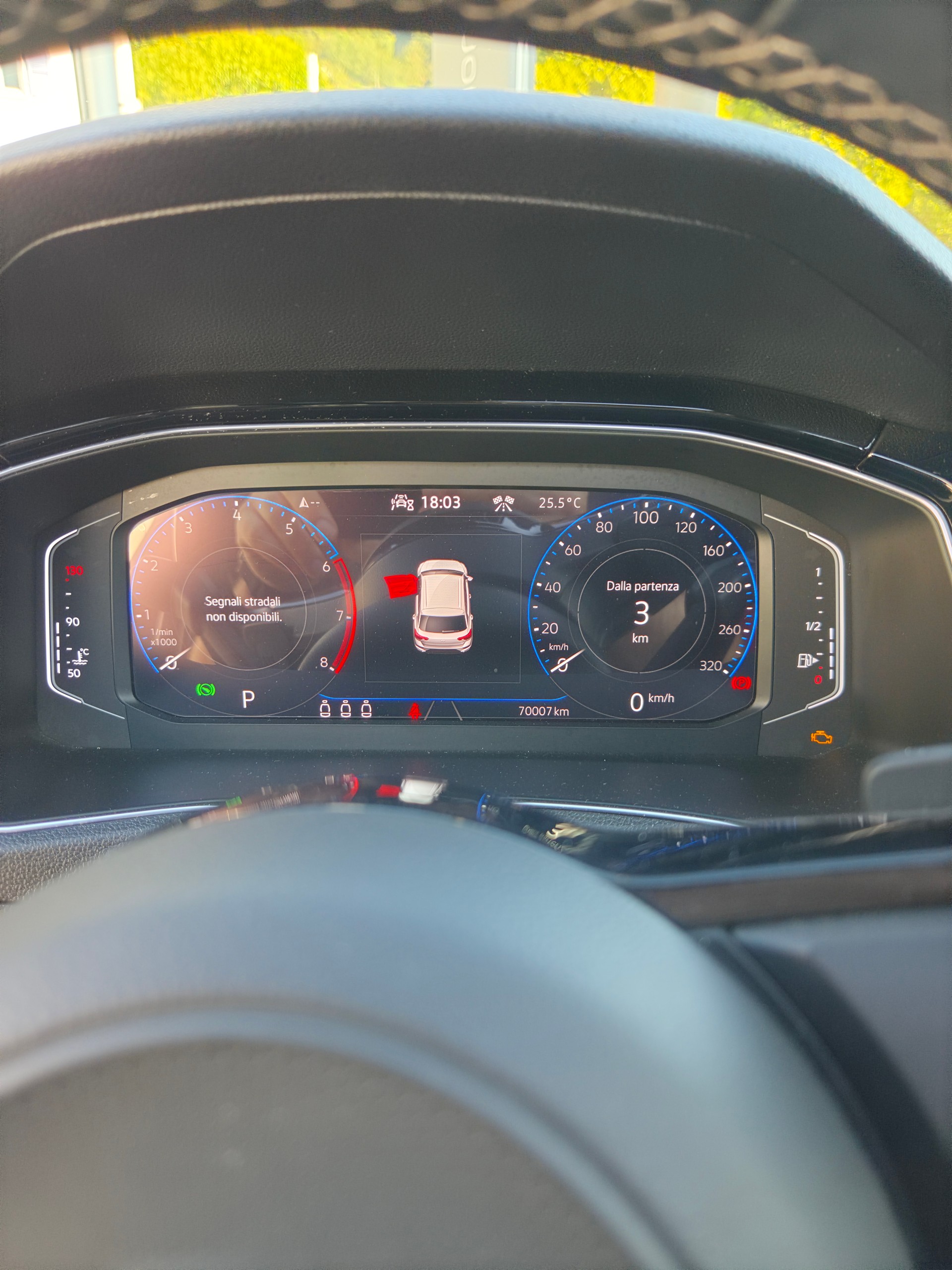 VW T-ROC 2.0 TSI R DSG 4motion-image-3