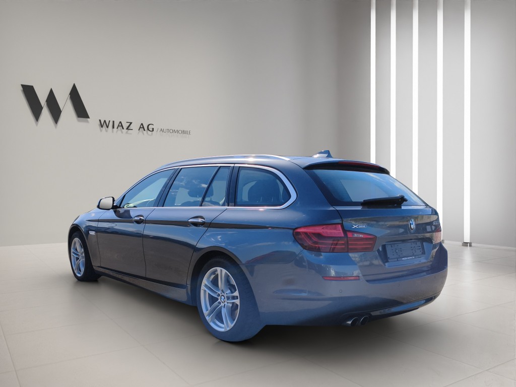 BMW 530d xDrive Touring-image-10