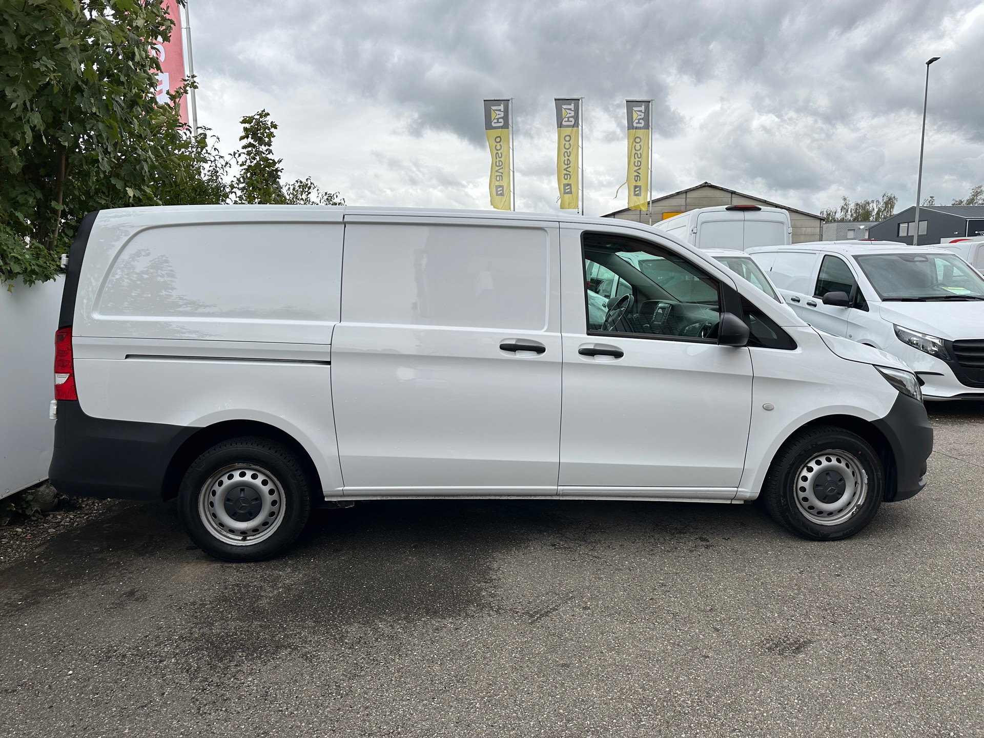 MERCEDES-BENZ Vito 114 CDI Lang 9G-Tronic Base-image-3