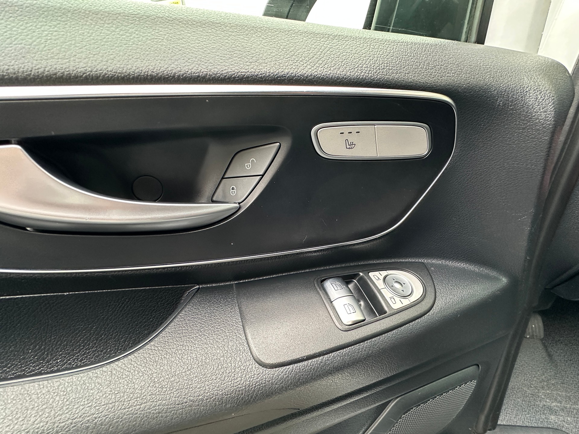 MERCEDES-BENZ Vito 114 CDI Lang 9G-Tronic Base-image-9