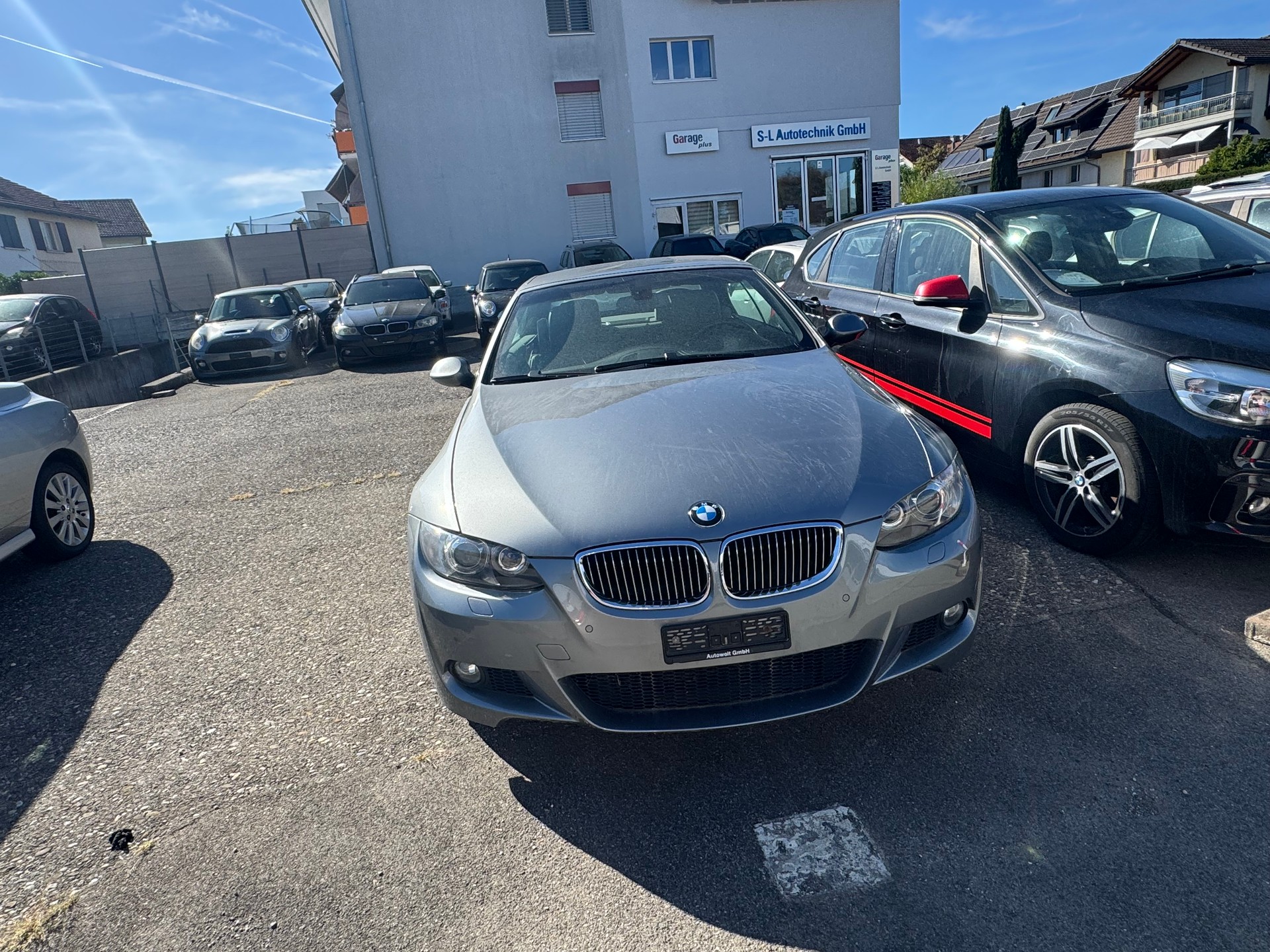 BMW 330i Cabriolet Steptronic-image-1