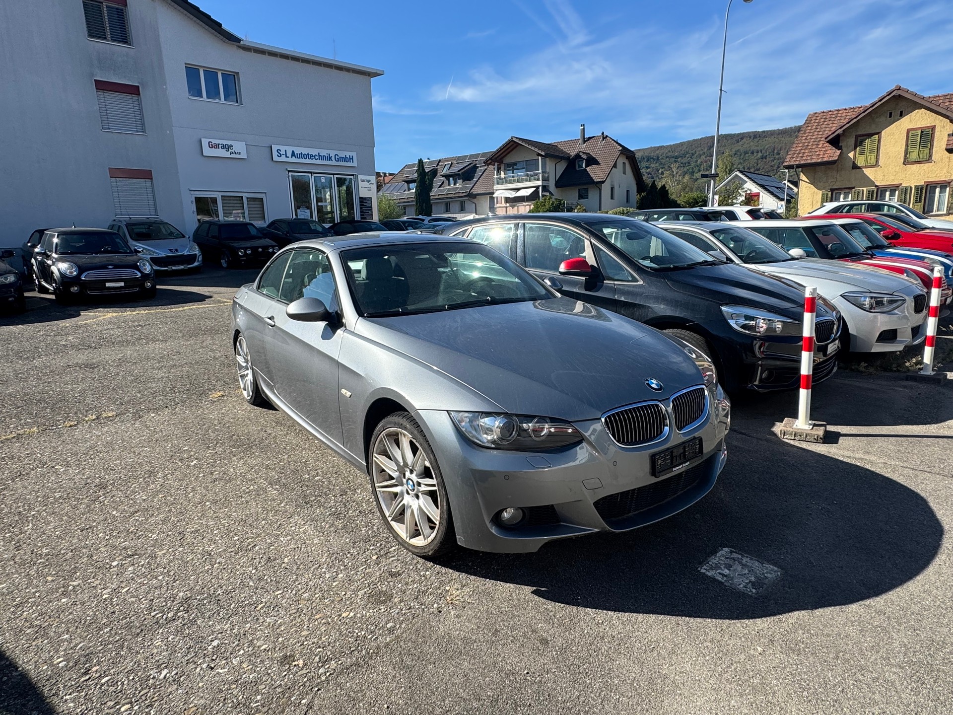 BMW 330i Cabriolet Steptronic-image-2
