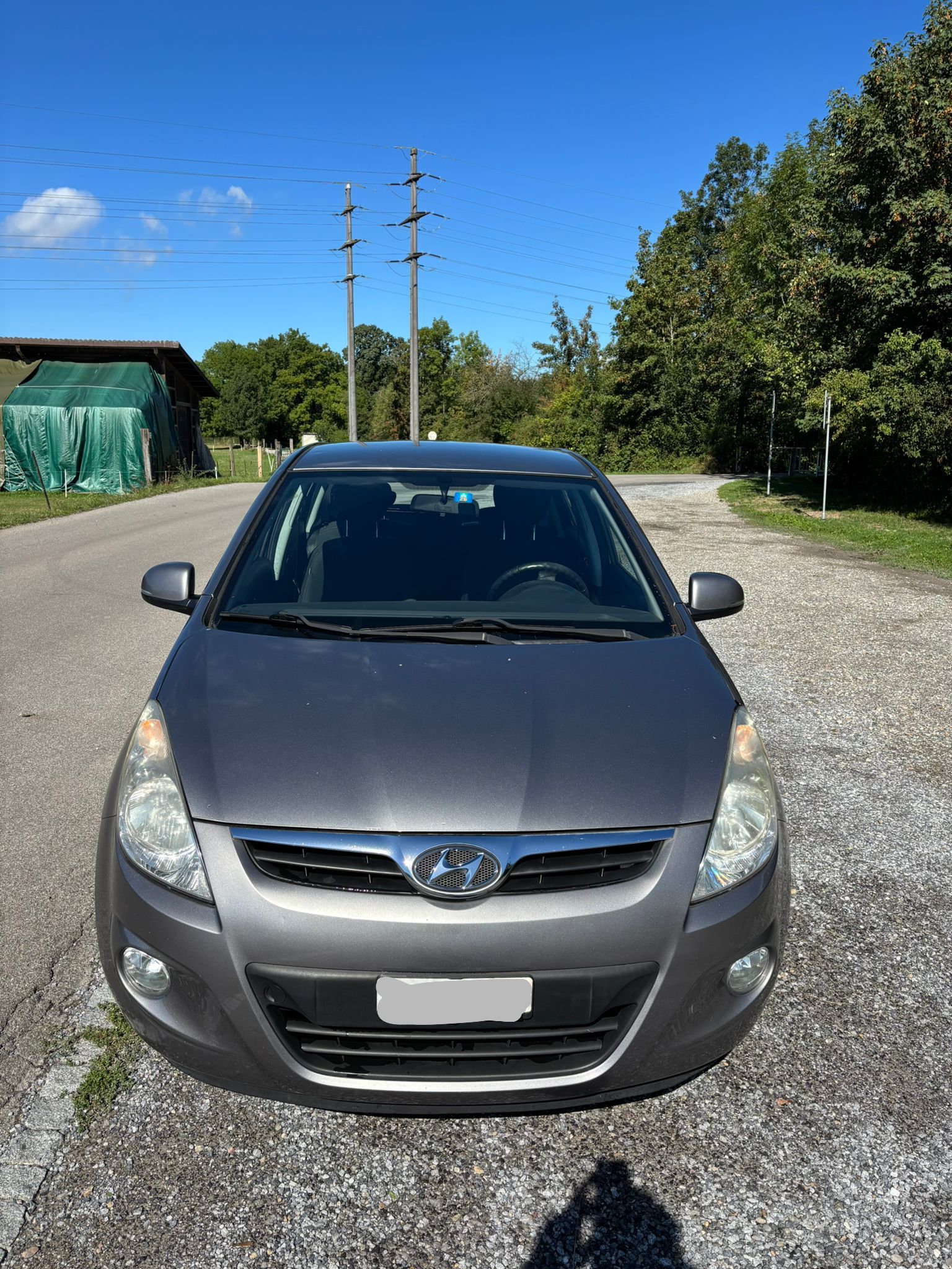 HYUNDAI 1.4 Style-image-0
