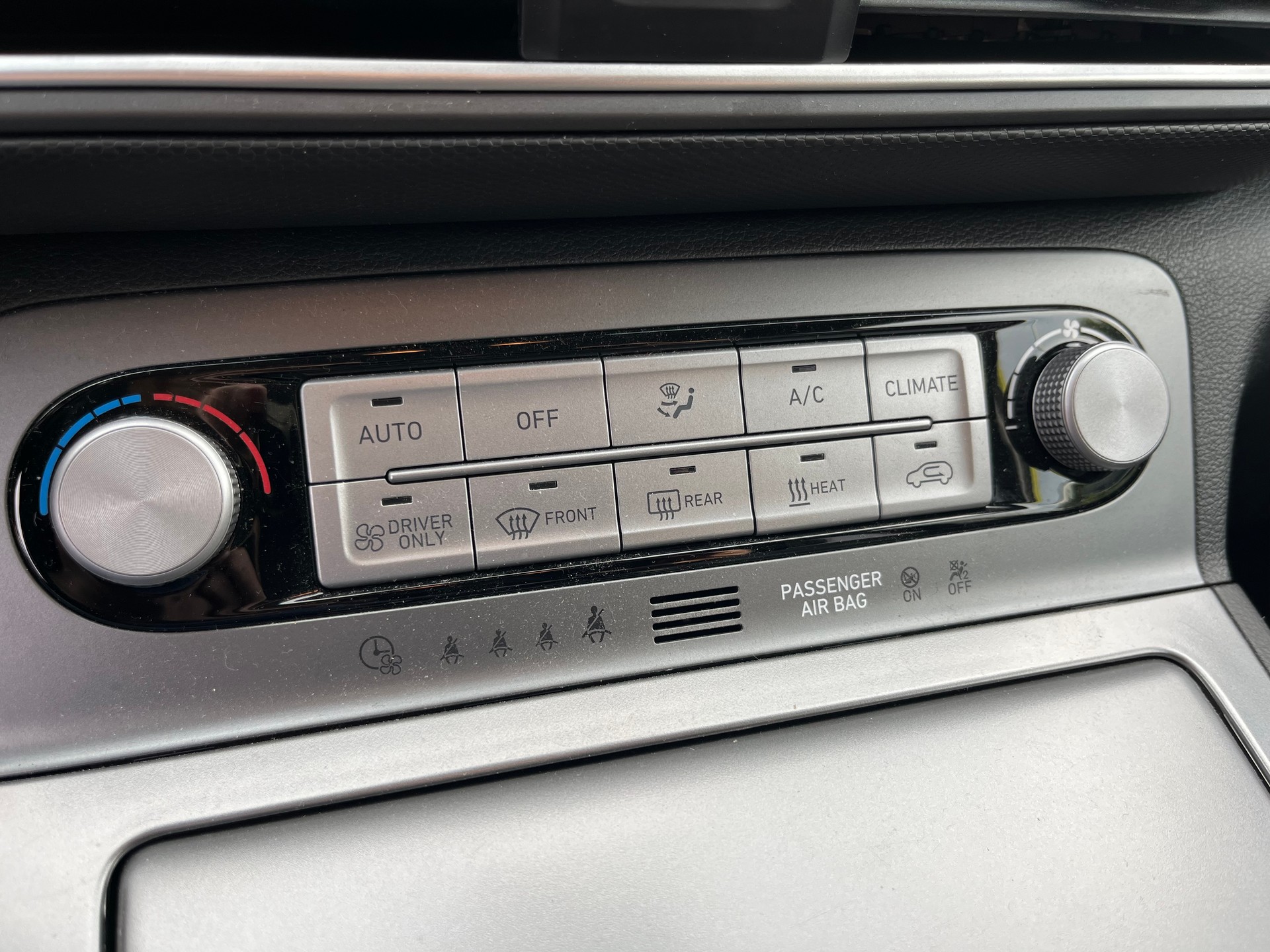 HYUNDAI Kona EV Origo Swiss 204PS-image-16