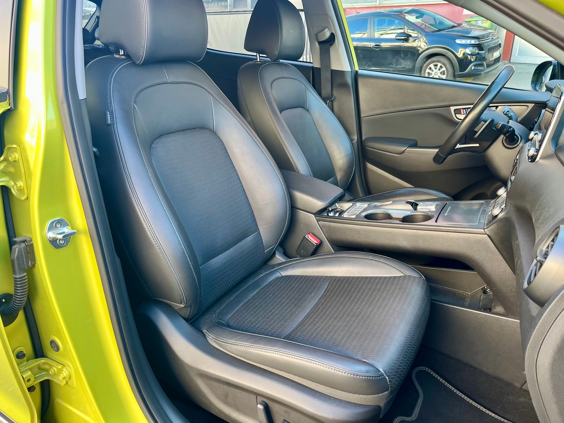 HYUNDAI Kona EV Origo Swiss 204PS-image-29