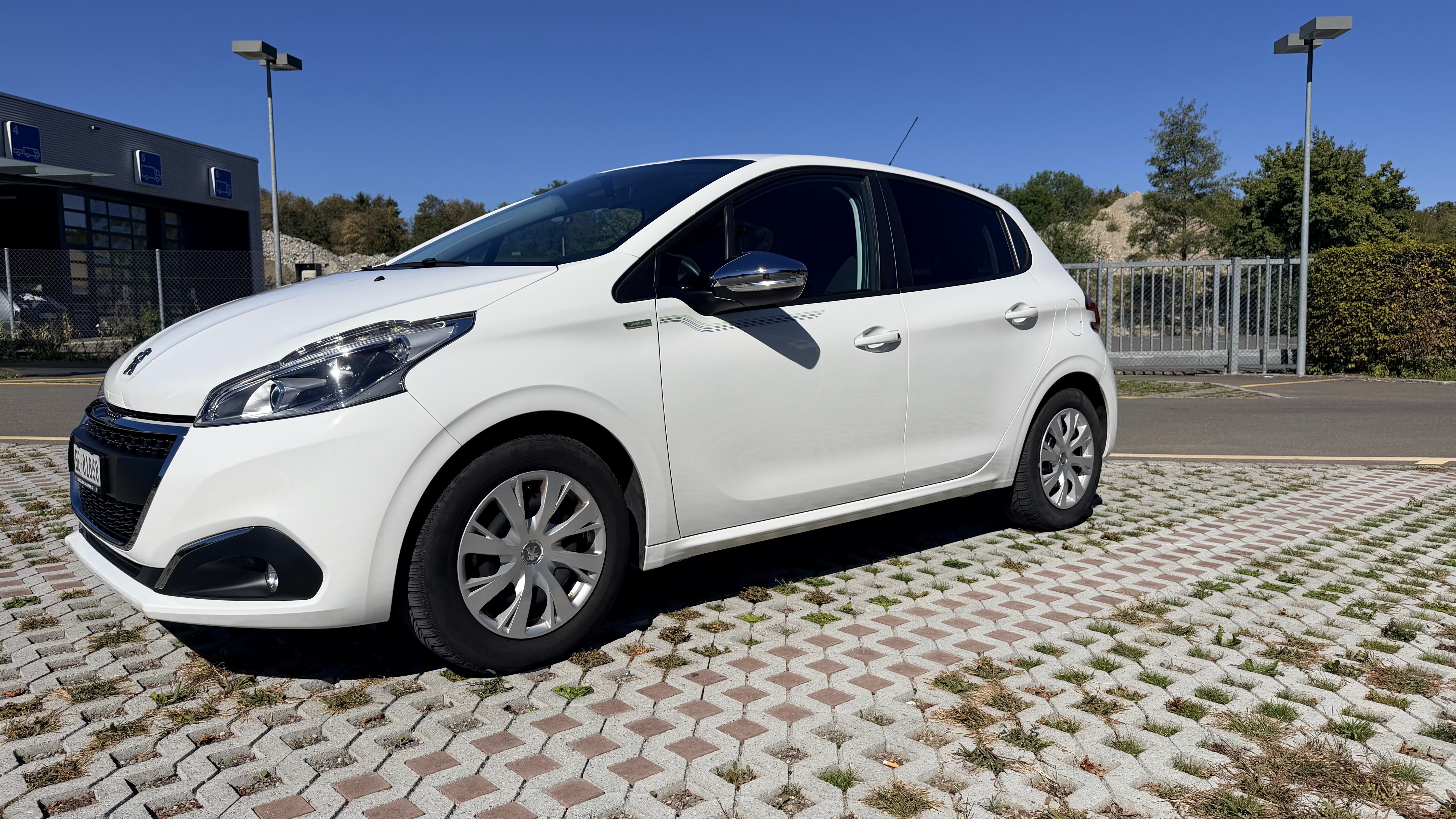 Car photo