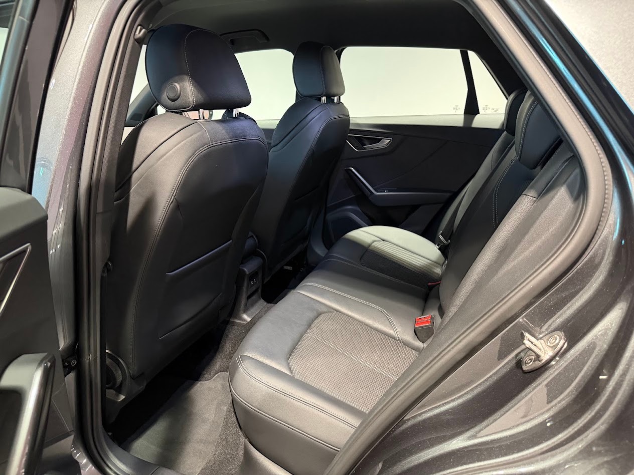 AUDI Q2 40 TFSI S line Attraction quattro S-tronic-image-4