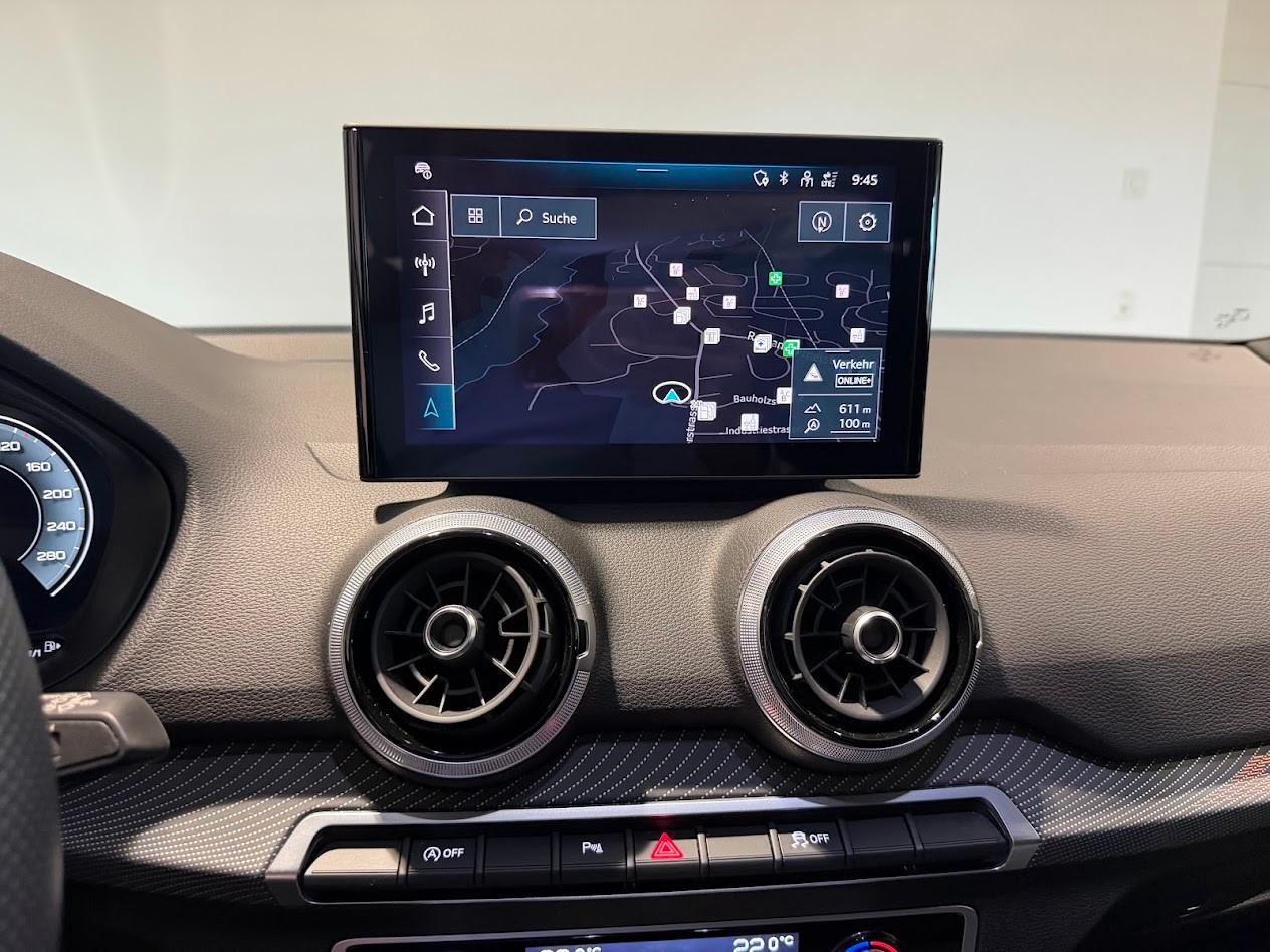 AUDI Q2 40 TFSI S line Attraction quattro S-tronic-image-9