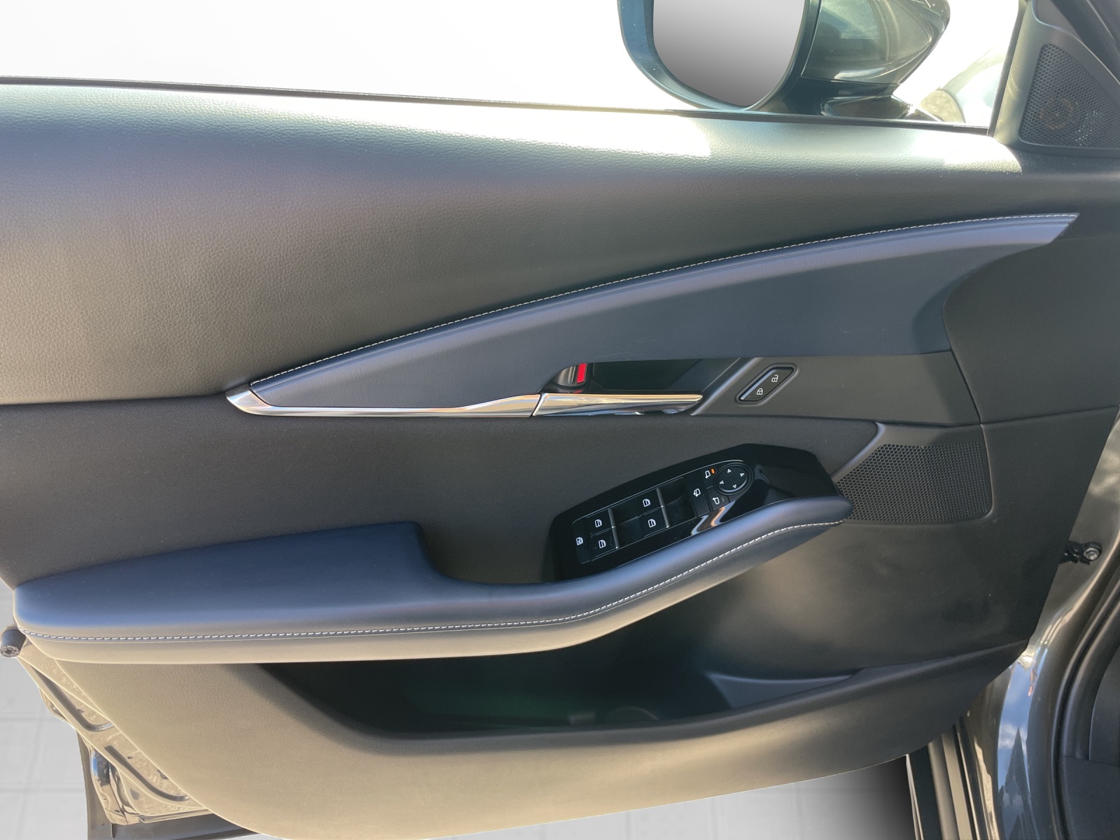 MAZDA CX-30 SKYACTIV-G M Hybrid 150 Ambition Plus AWD Automat-image-5