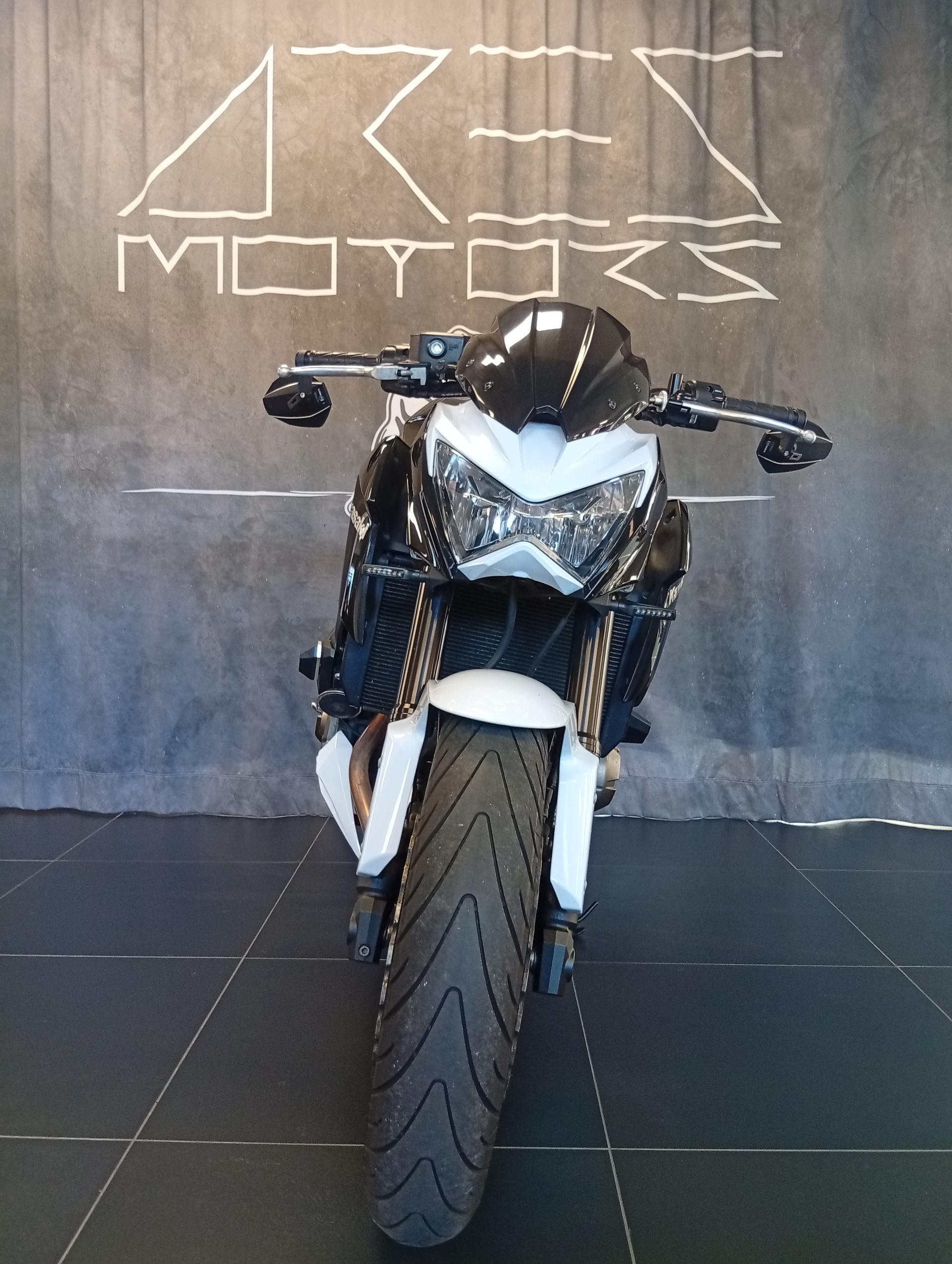 KAWASAKI Z 800 ABS-showroom-element-3