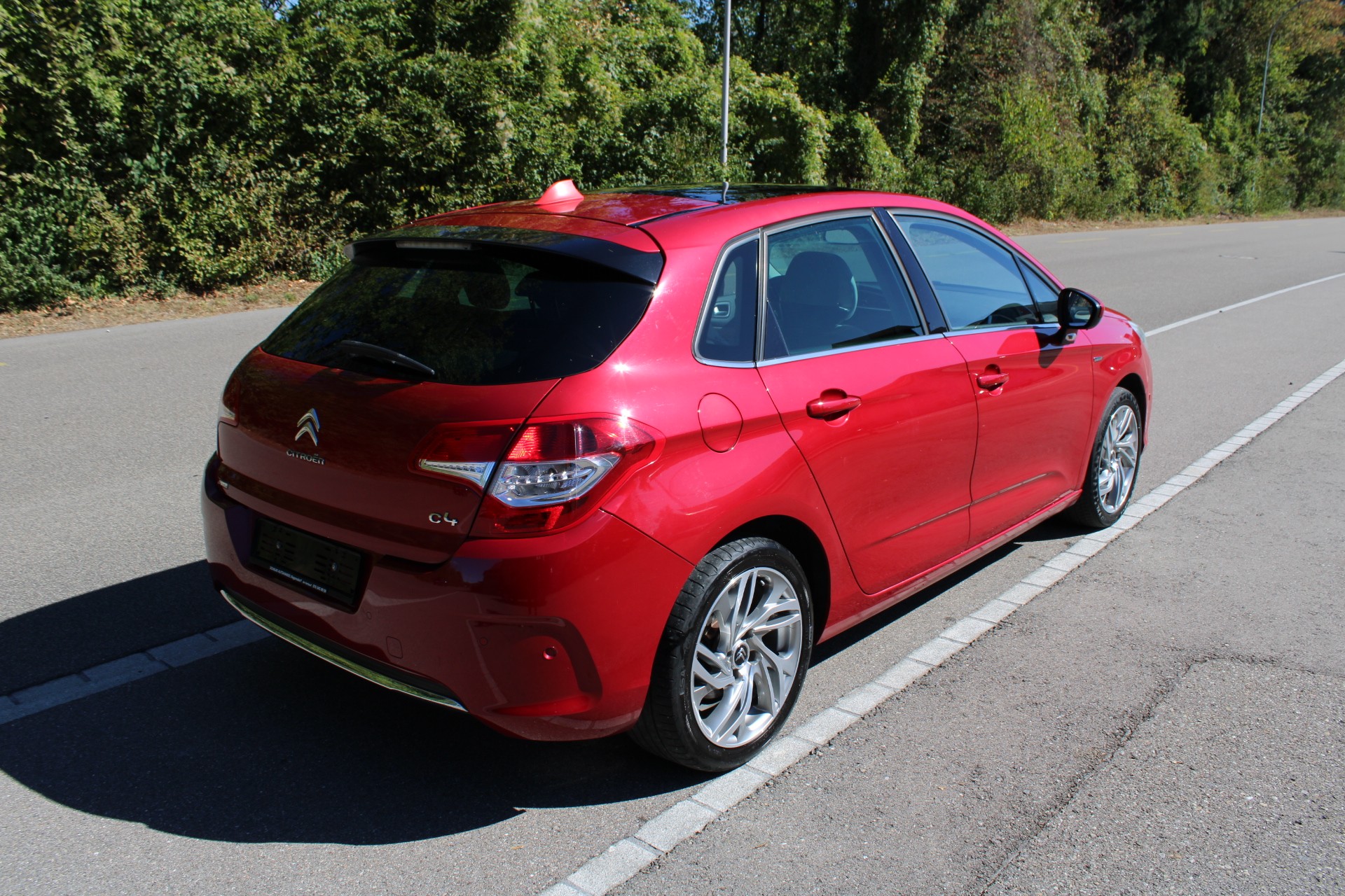 CITROEN C4 Berline 1.6 THP Exclusive EGS6-image-3