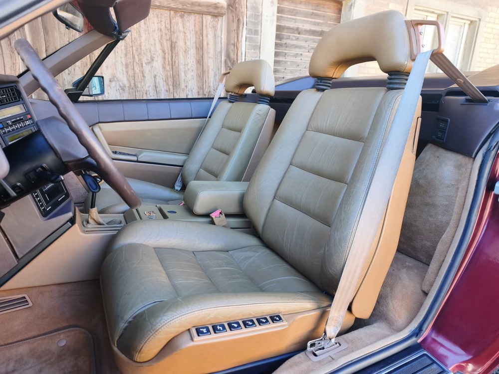 CADILLAC Allanté-image-6