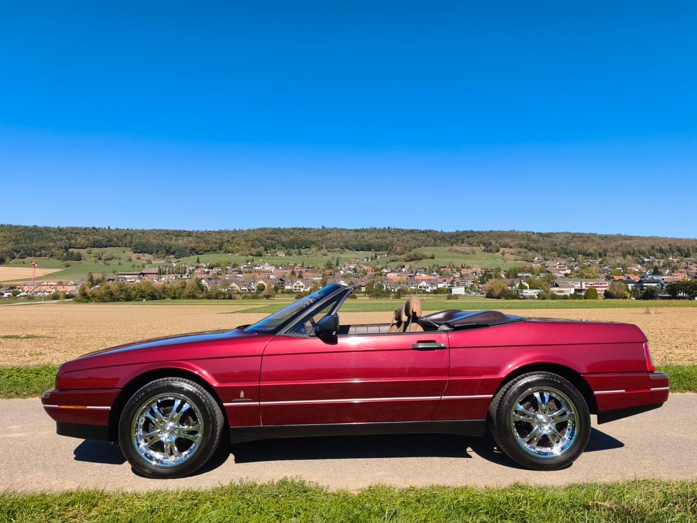 CADILLAC Allanté-image-2