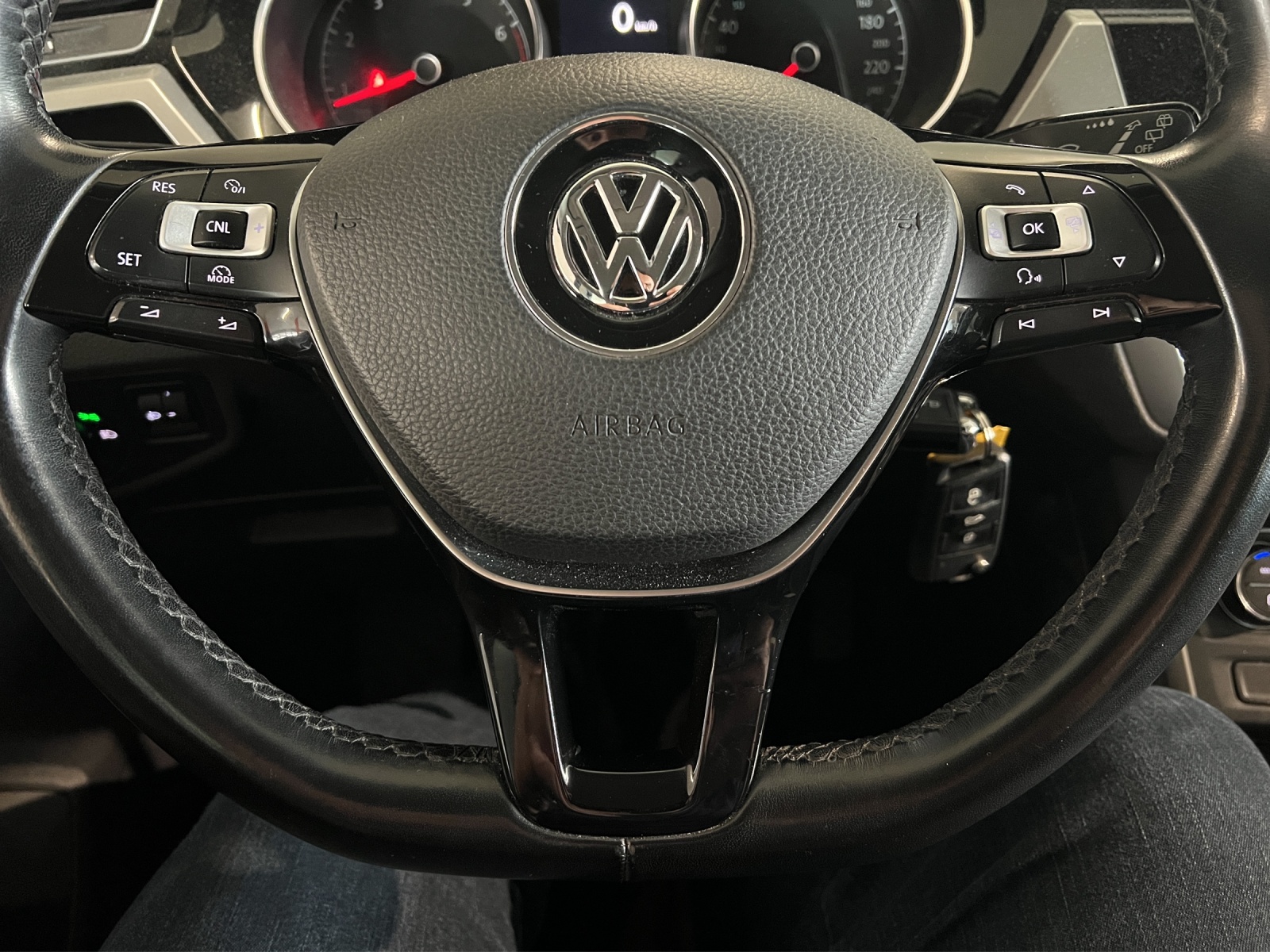 VW Touran 1.4 TSI BlueMotion Technology Trendline-image-14